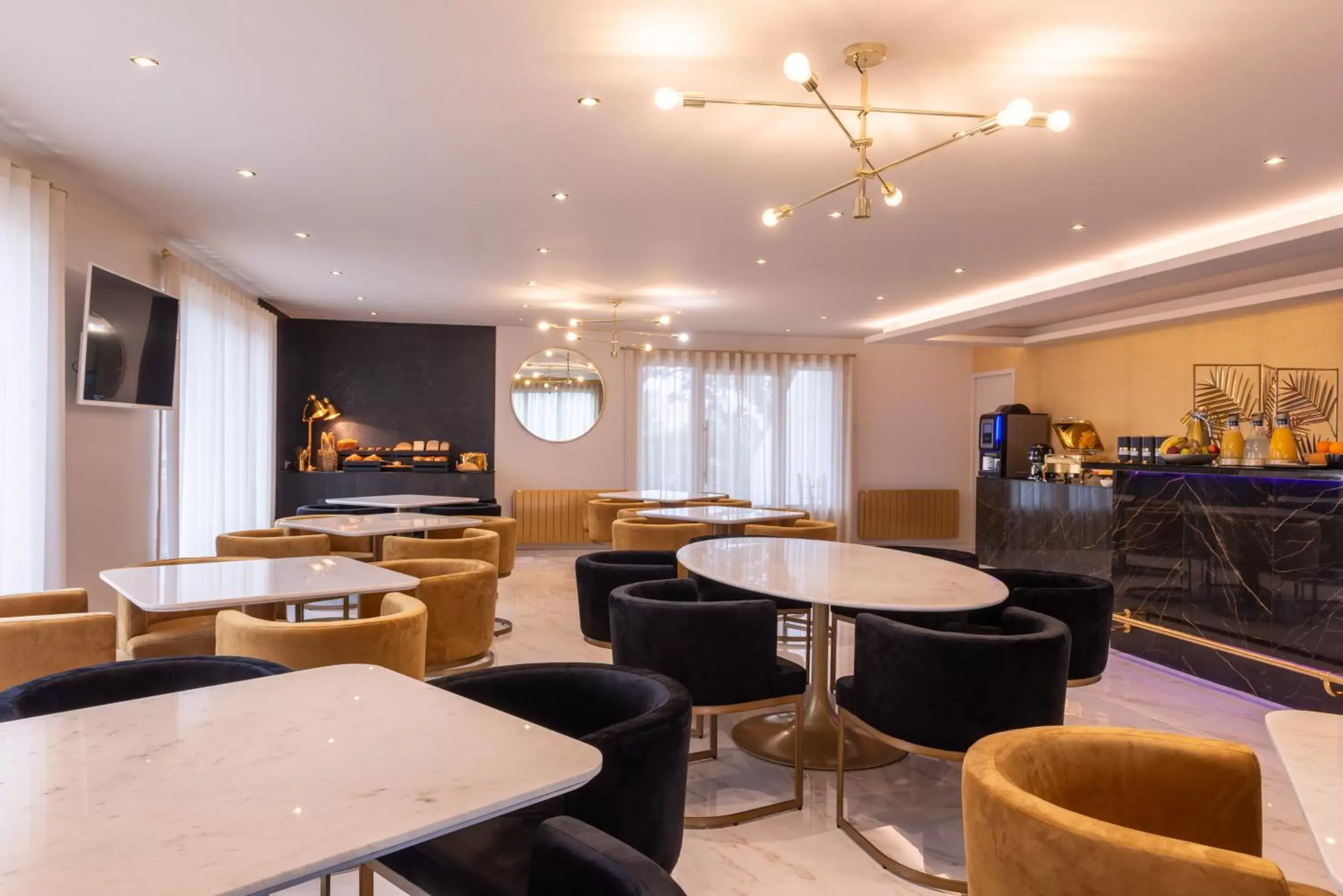 Business facilities, Lounge/Bar in The Originals City, Hôtel Rennes Sud (Inter-Hotel)