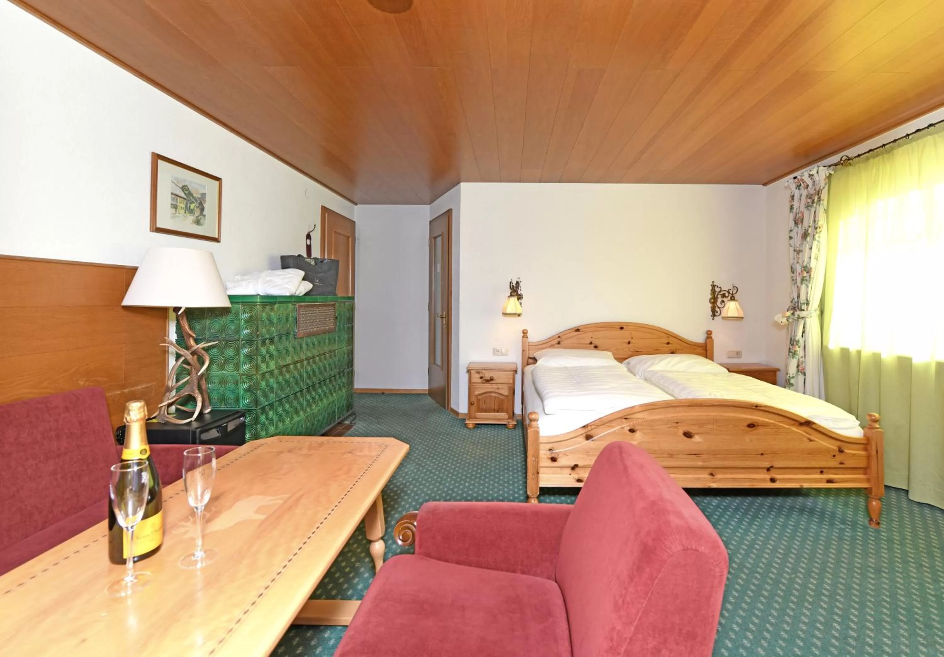 Photo of the whole room, Bed in Hotel St Hubertus