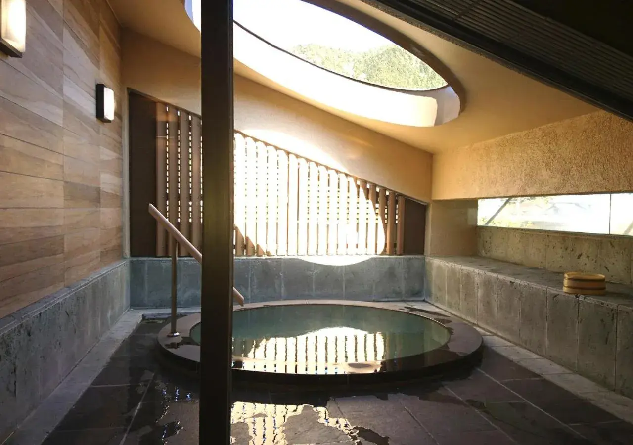 Hot Spring Bath, Swimming Pool in Hakone Hotel