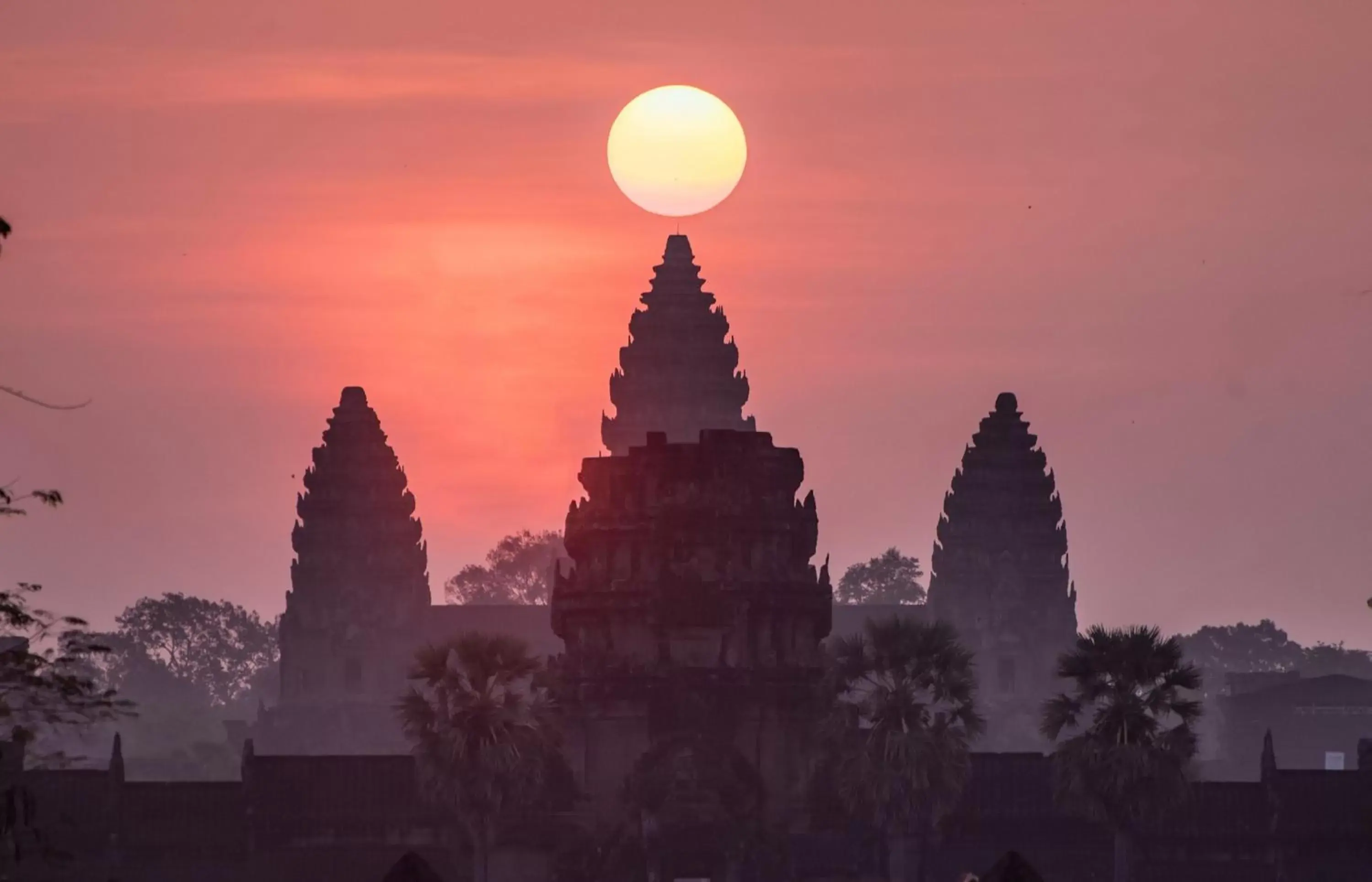Natural landscape, Sunrise/Sunset in Memoire d' Angkor Boutique Hotel