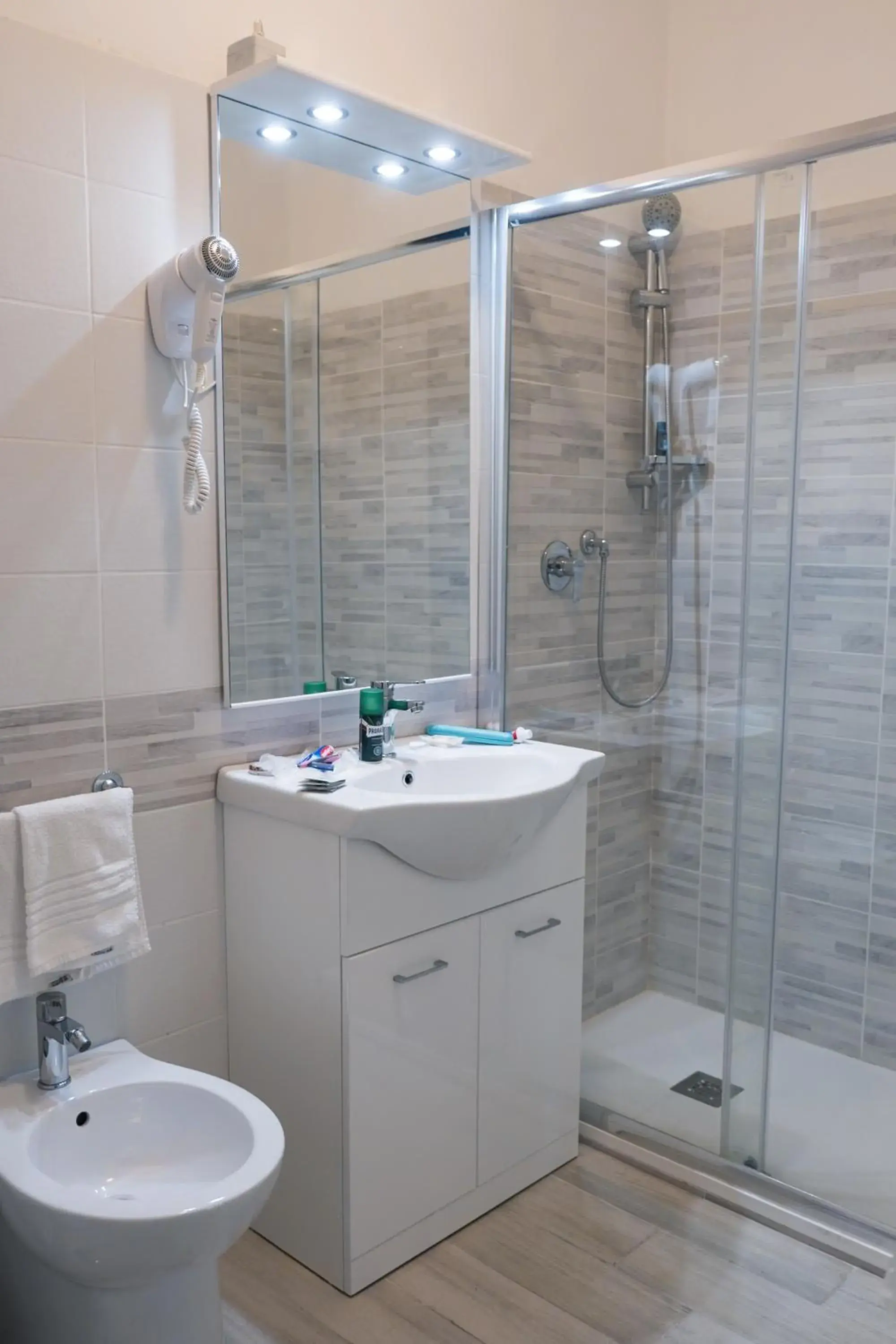 Bathroom in Hotel d'Este