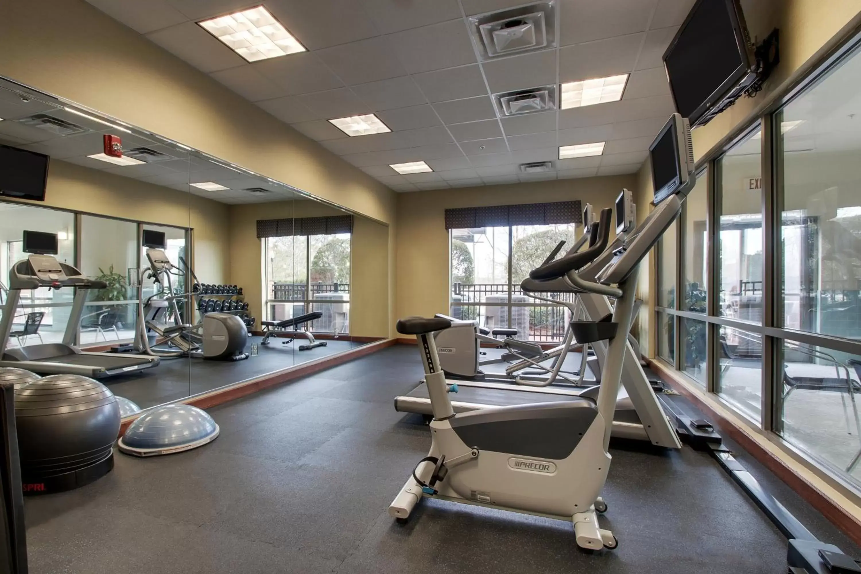 Fitness centre/facilities, Fitness Center/Facilities in Holiday Inn Express Leland - Wilmington Area, an IHG Hotel