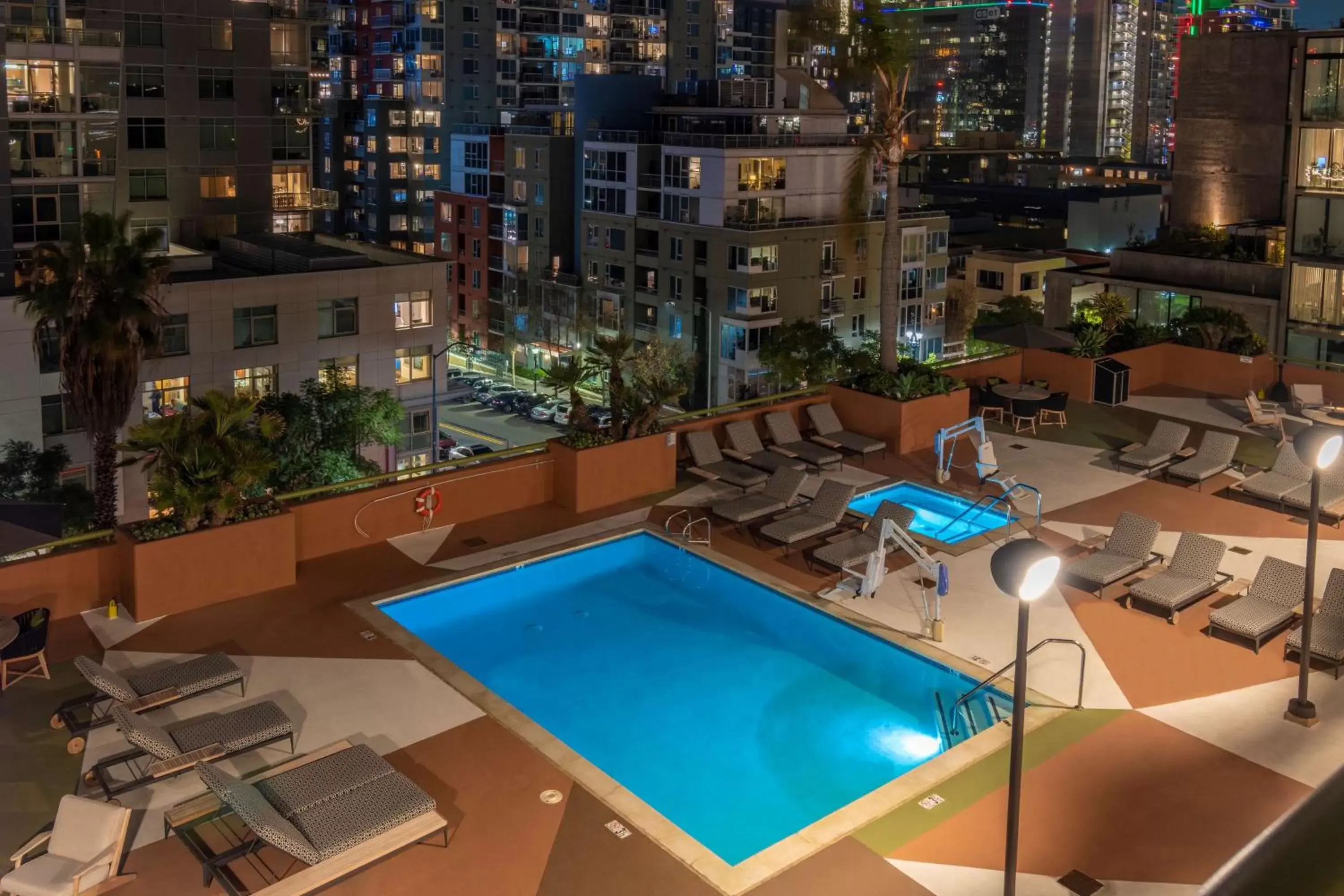 Property building, Pool View in DoubleTree by Hilton San Diego Downtown