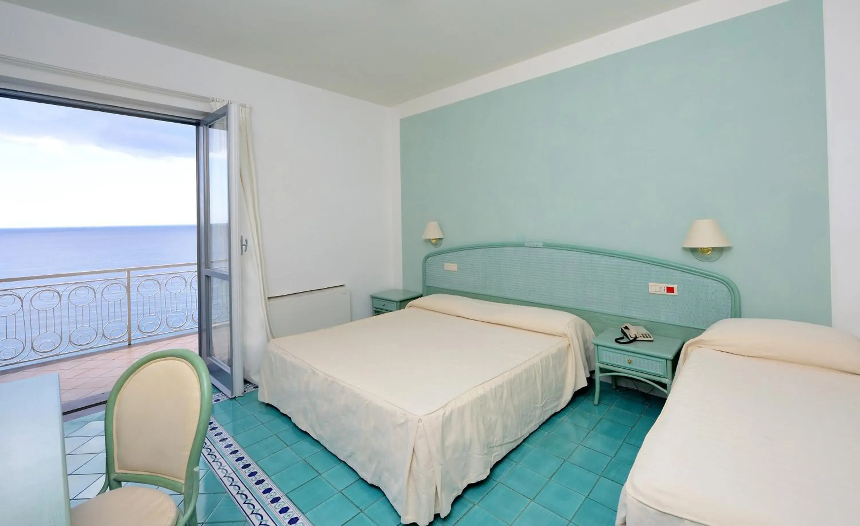 Triple Room with Balcony and Sea View in Hotel Club Due Torri