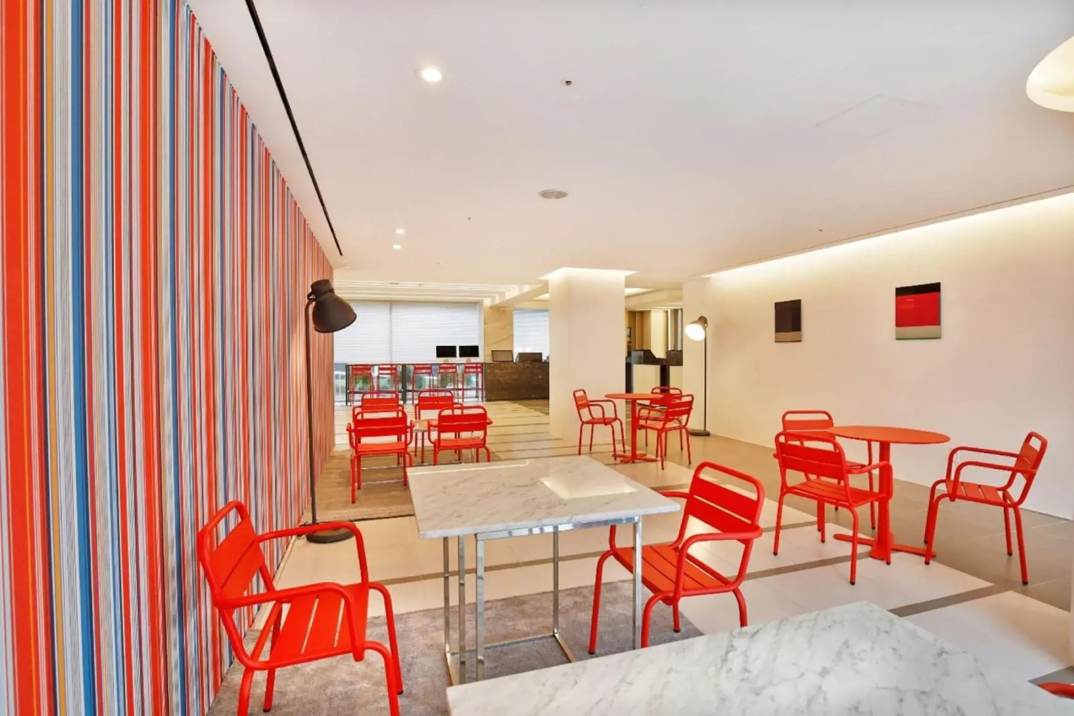 Lobby or reception, Restaurant/Places to Eat in Hotel Midcity Myeongdong