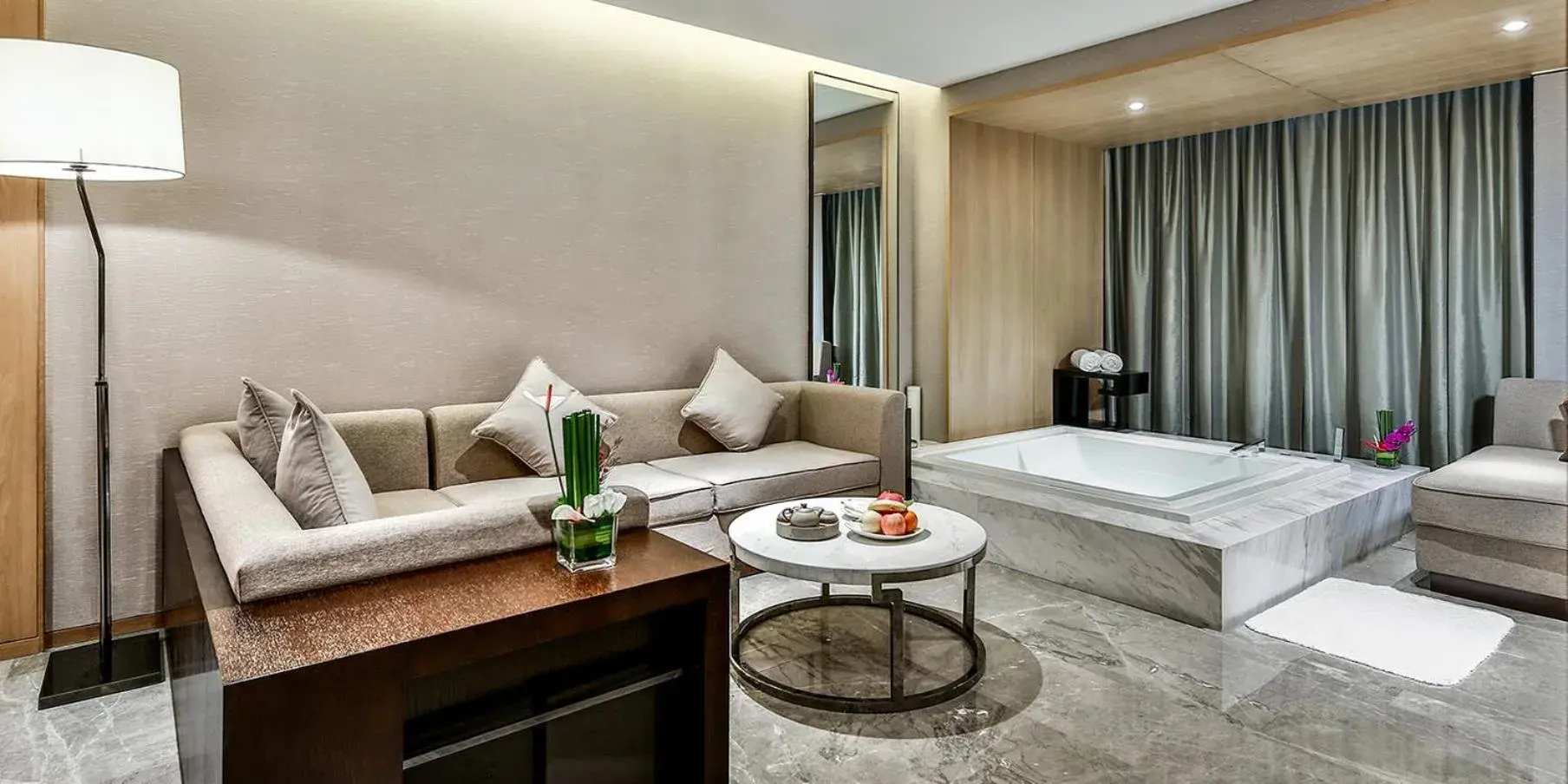 Photo of the whole room, Seating Area in Crowne Plaza Chengdu Wenjiang, an IHG Hotel