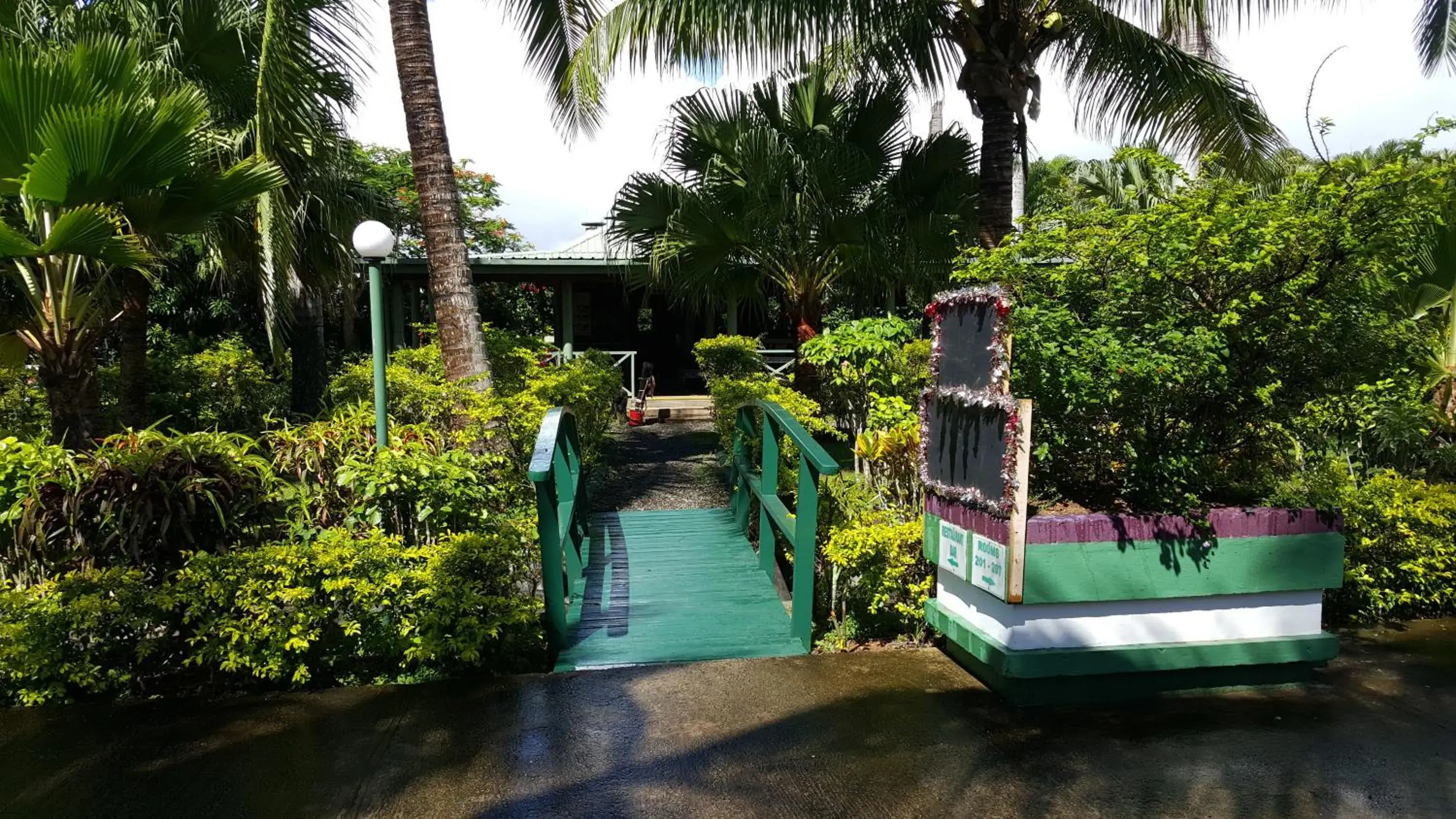 Restaurant/places to eat in Grand West Villas Restaurant/places to eat in Grand West Villas