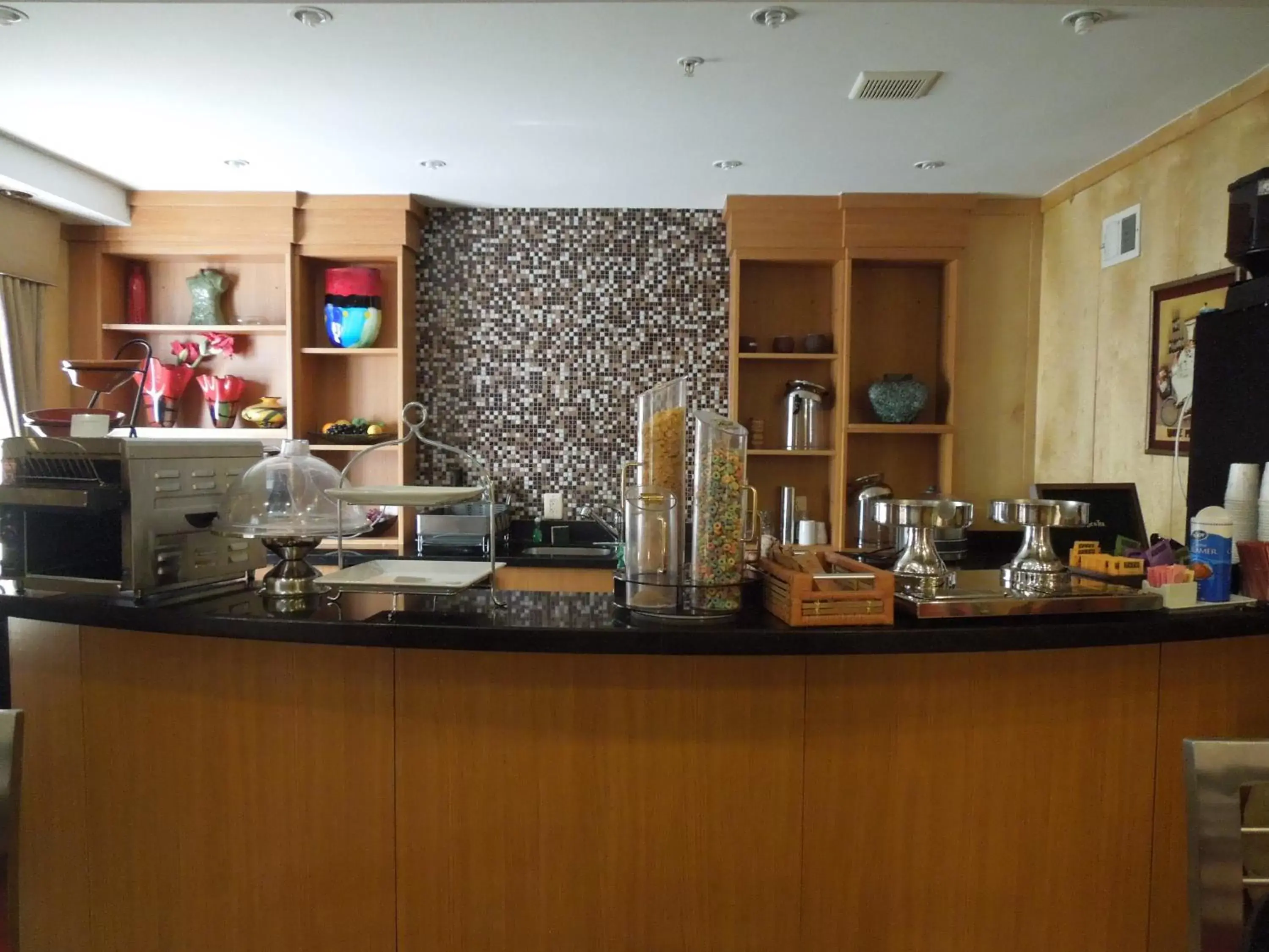 Restaurant/places to eat in The Eldon Luxury Suites Restaurant/places to eat in The Eldon Luxury Suites