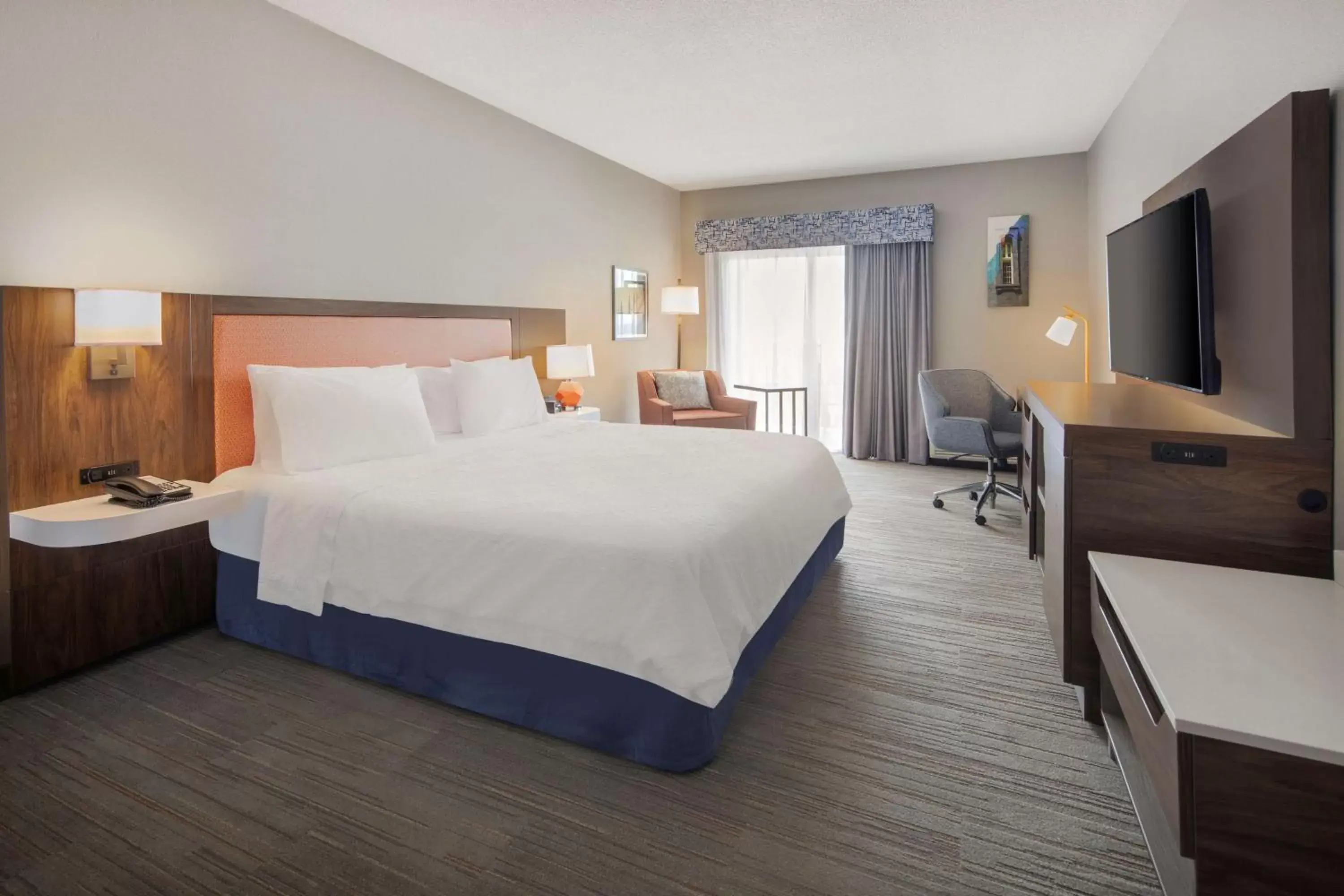 Bedroom, Bed in Hampton Inn & Suites St. Augustine-Vilano Beach