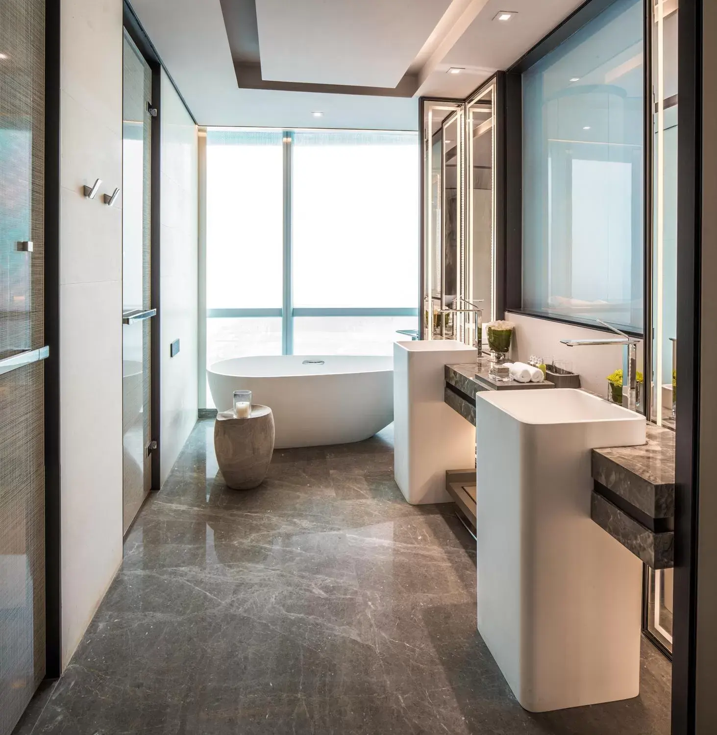 Bathroom in Shenzhen Marriott Hotel Nanshan