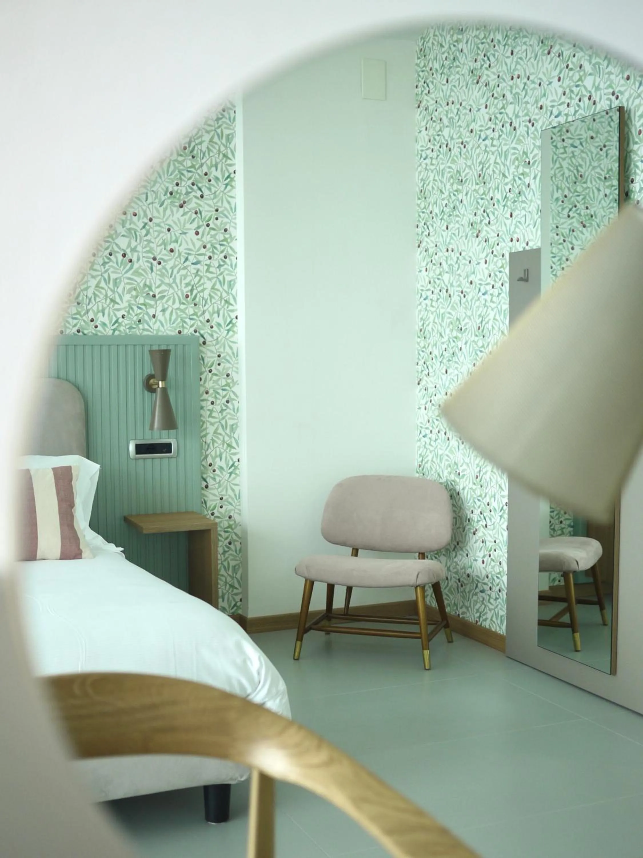 Decorative detail, Bed in Reginna Palace Hotel