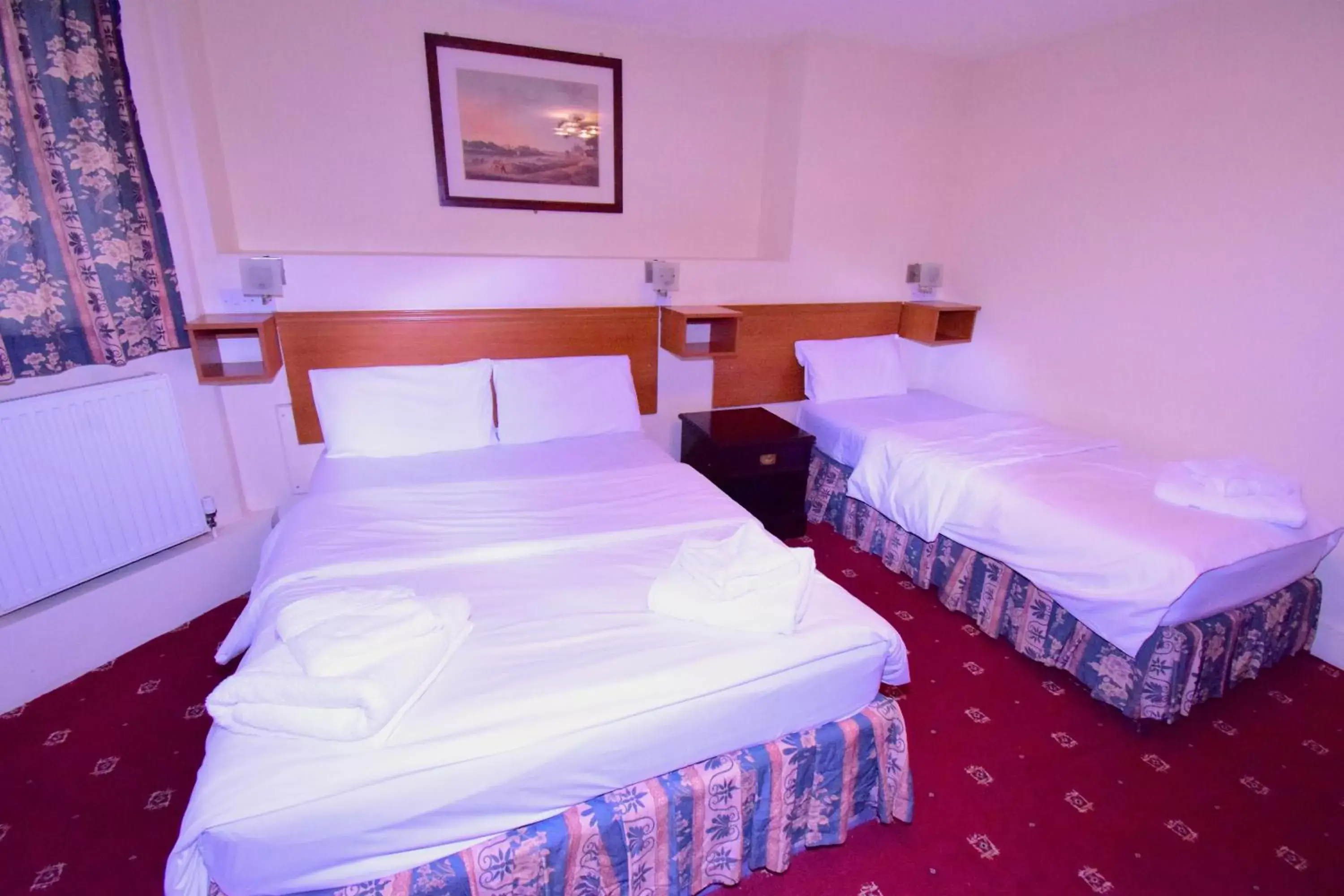 Bed, Room Photo in Bridge Park Hotel