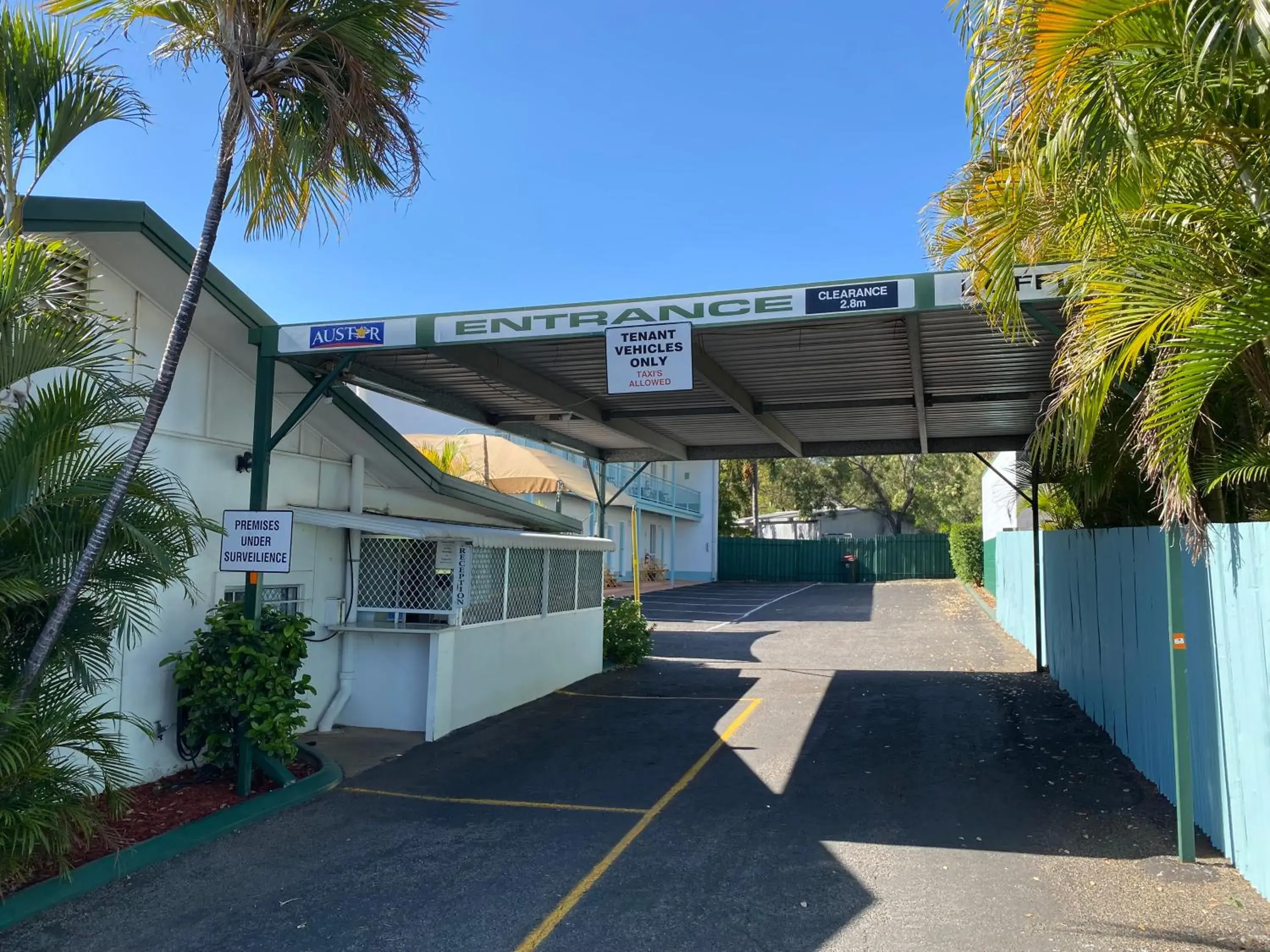 Property Building in Central Point Motel