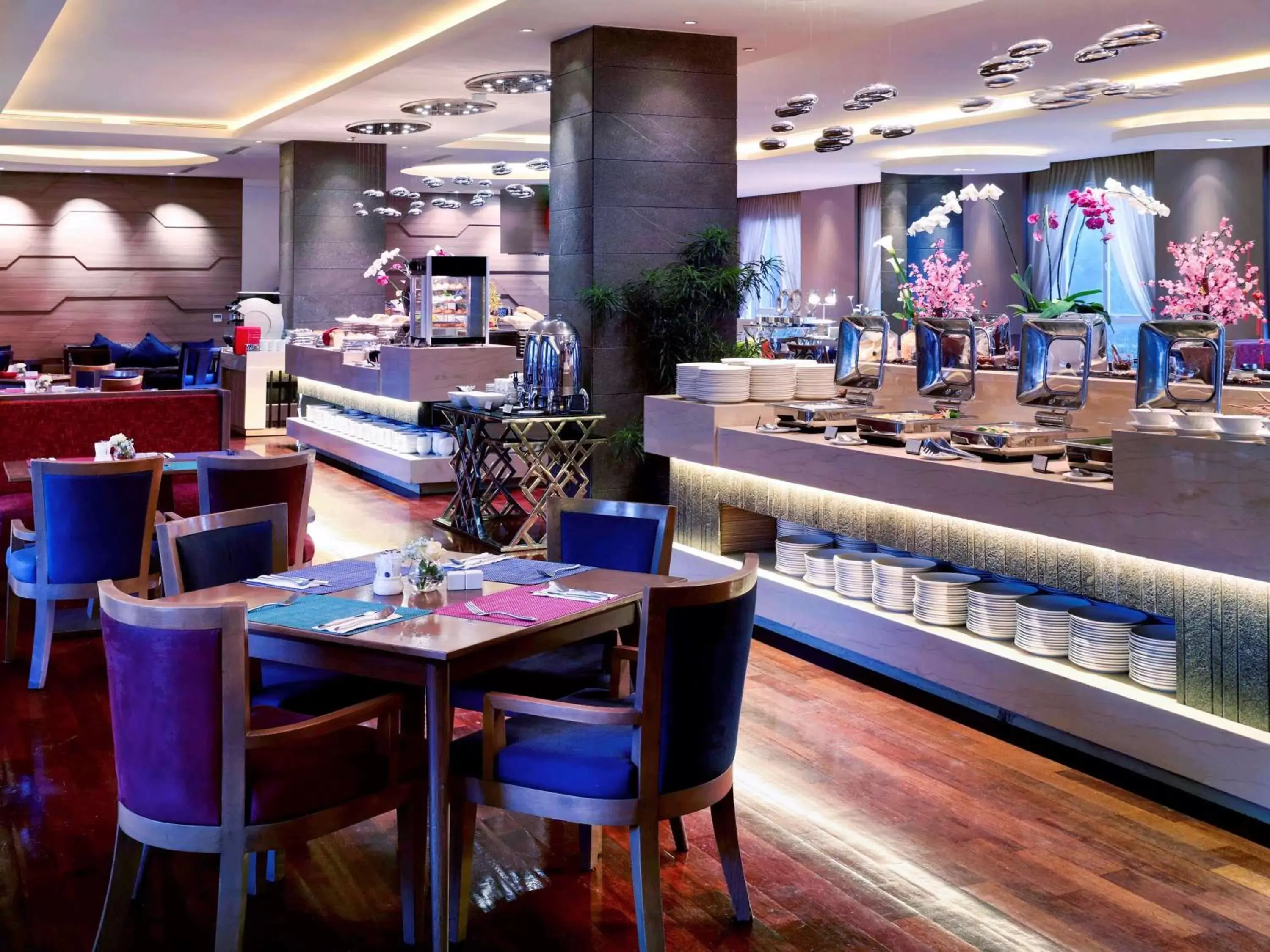 Restaurant/Places to Eat in Grand Mercure Bandung Setiabudi