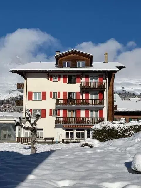 Winter in Hotel de la Poste Verbier