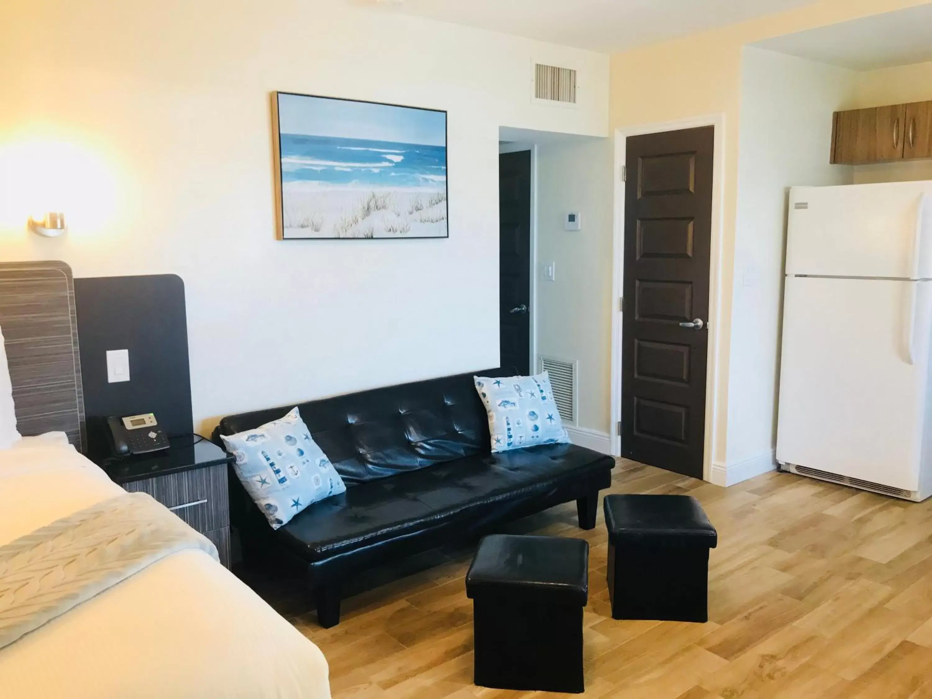 Living room in Caribbean Resort Suites Living room in Caribbean Resort Suites