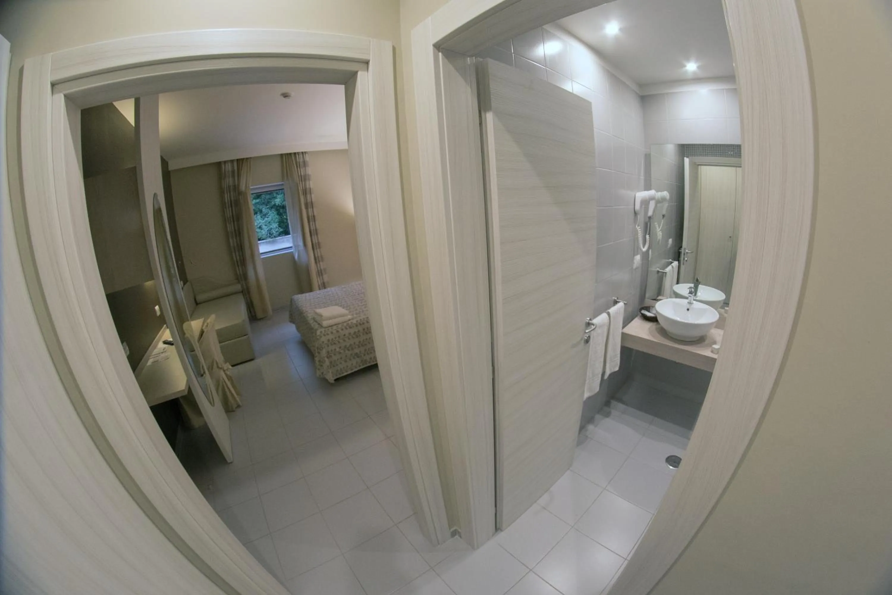 Bedroom in Hotel Degli Ulivi