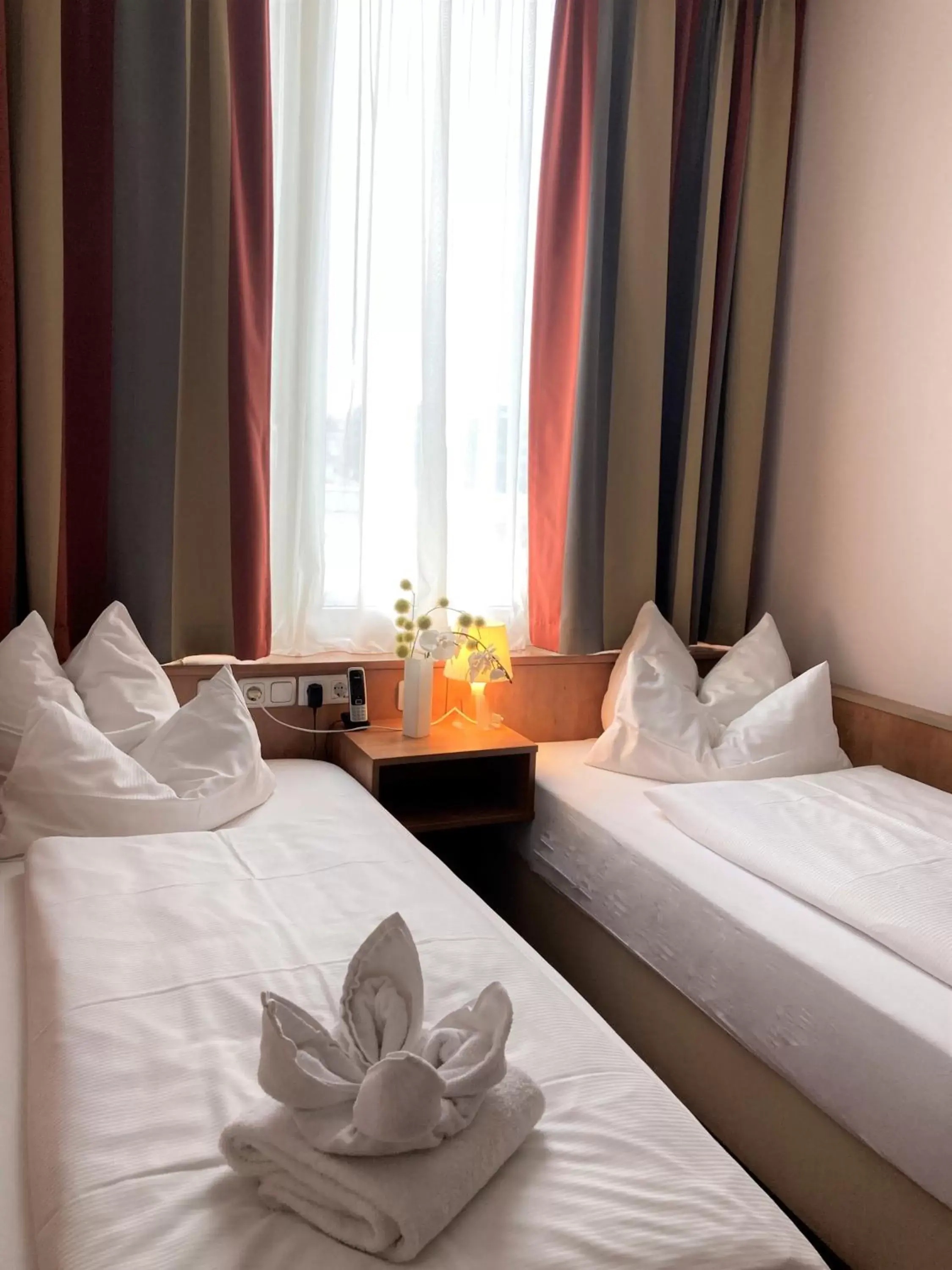 Photo of the whole room, Bed in Amedia Express Passau, Trademark Collection by Wyndham