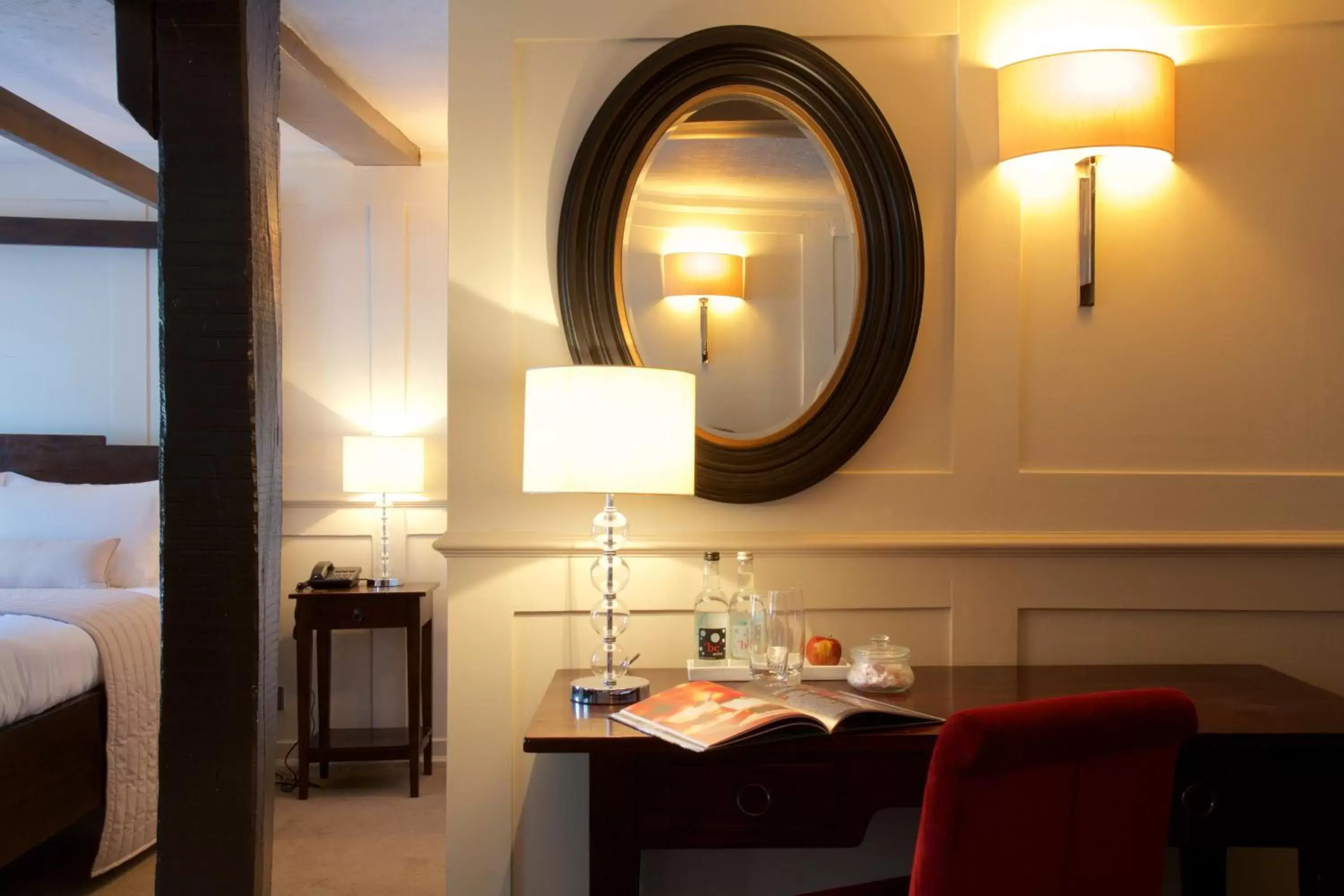 Decorative detail, Bed in The Talbot Inn Decorative detail, Bed in The Talbot Inn