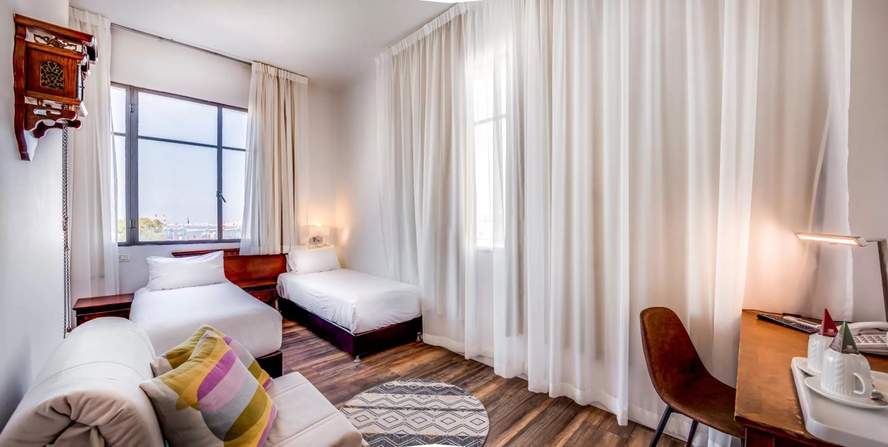 Photo of the whole room, Bed in Satori Hotel