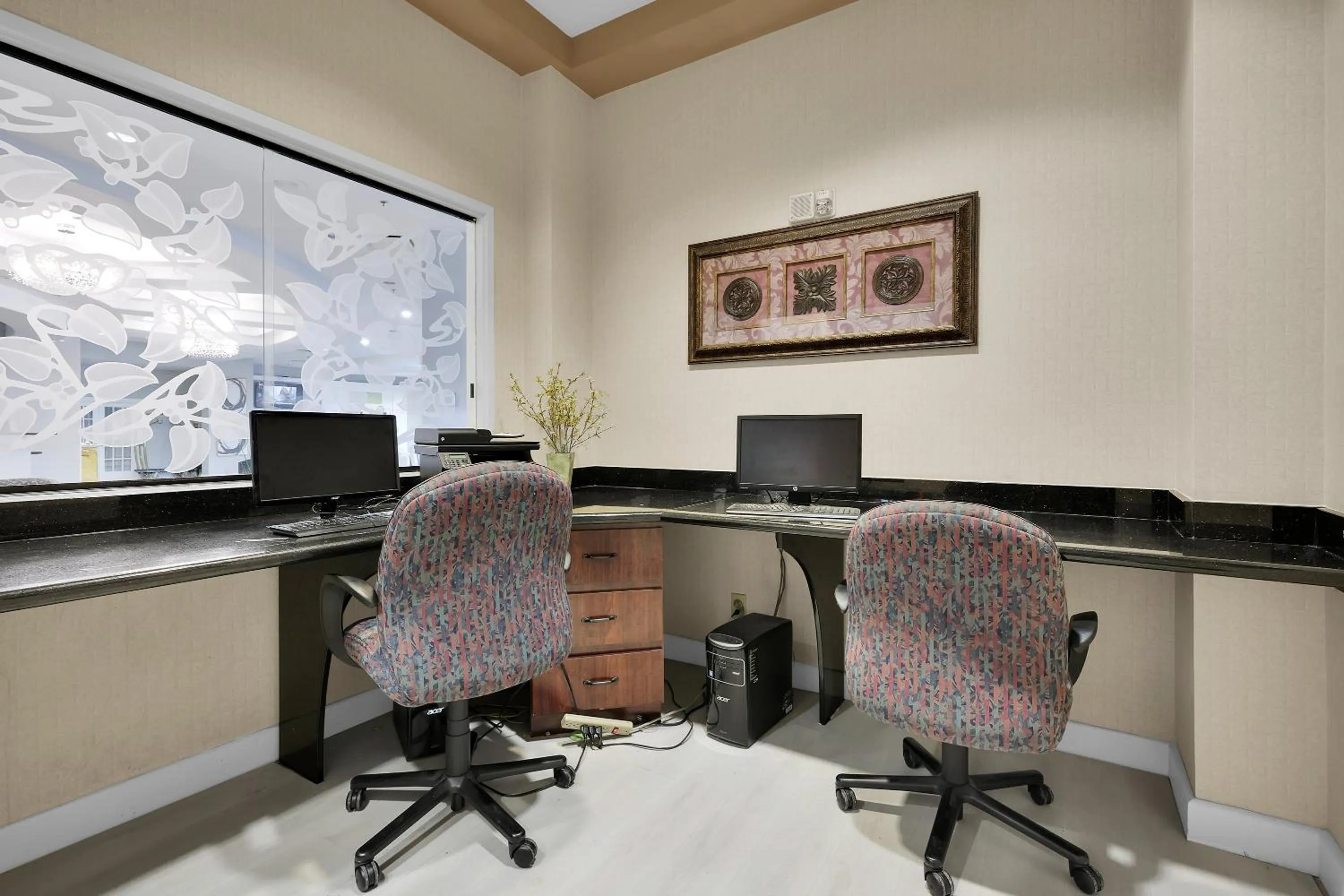 Business facilities in Ramada by Wyndham Jacksonville I-95 by Butler Blvd