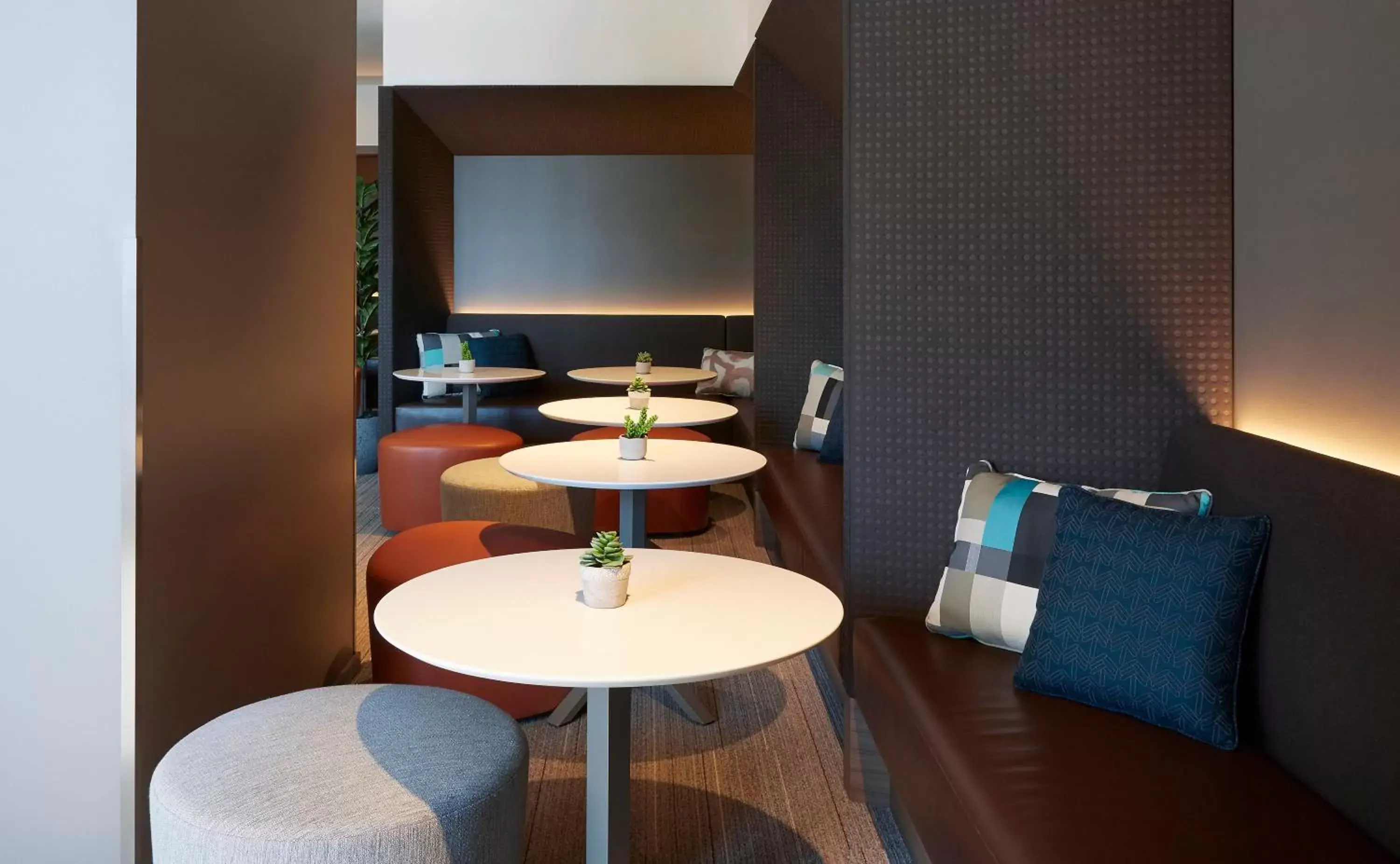 Other, Seating Area in Holiday Inn Express Sydney Airport, an IHG Hotel