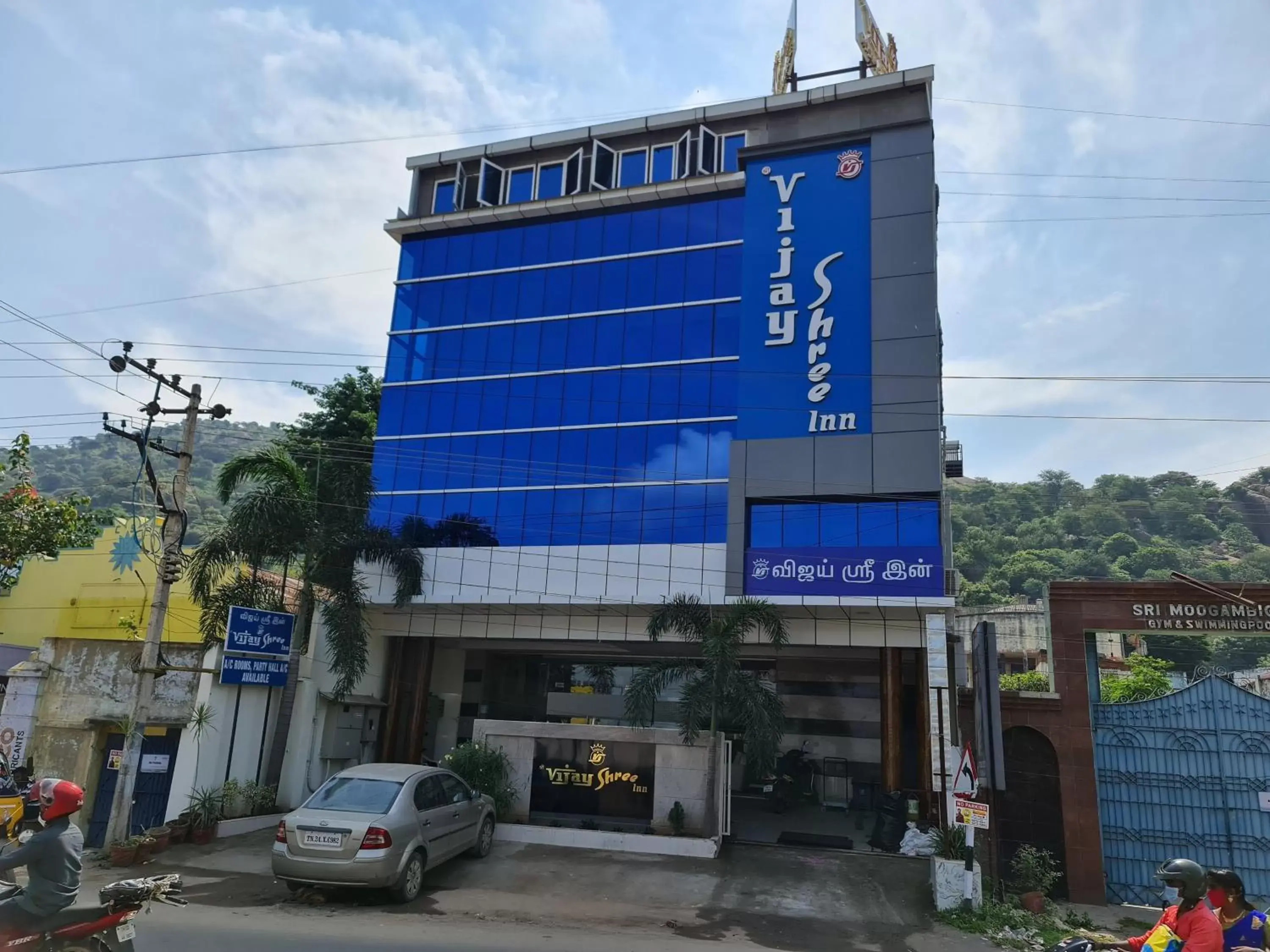Property building in Vijay Shree Inn Property building in Vijay Shree Inn