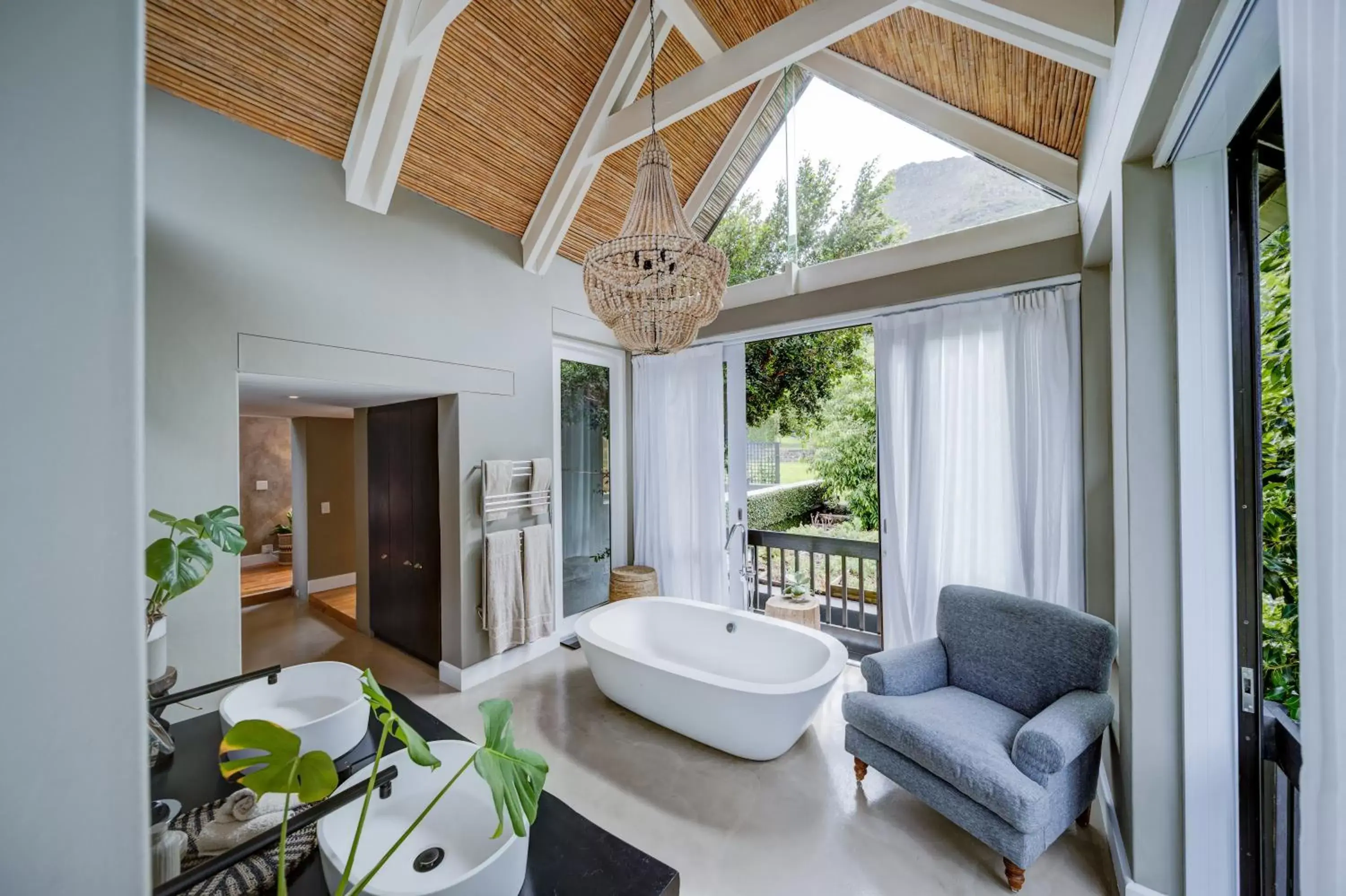 Bathroom in Future Found Sanctuary, Luxury Boutique Hotel by NEWMARK Bathroom in Future Found Sanctuary, Luxury Boutique Hotel by NEWMARK