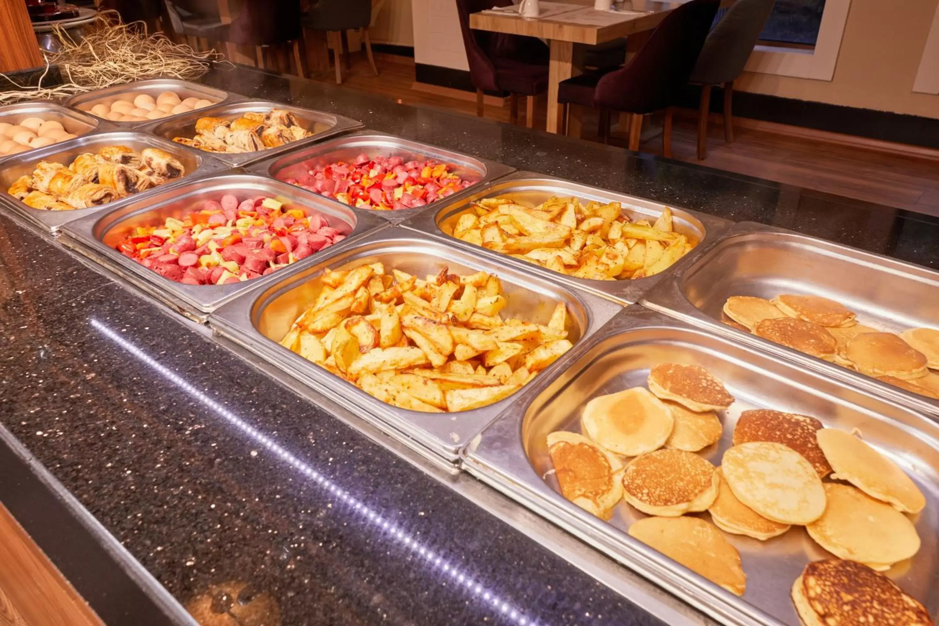 Restaurant/places to eat in Dedeman Palandoken Ski Lodge Hotel Restaurant/places to eat in Dedeman Palandoken Ski Lodge Hotel