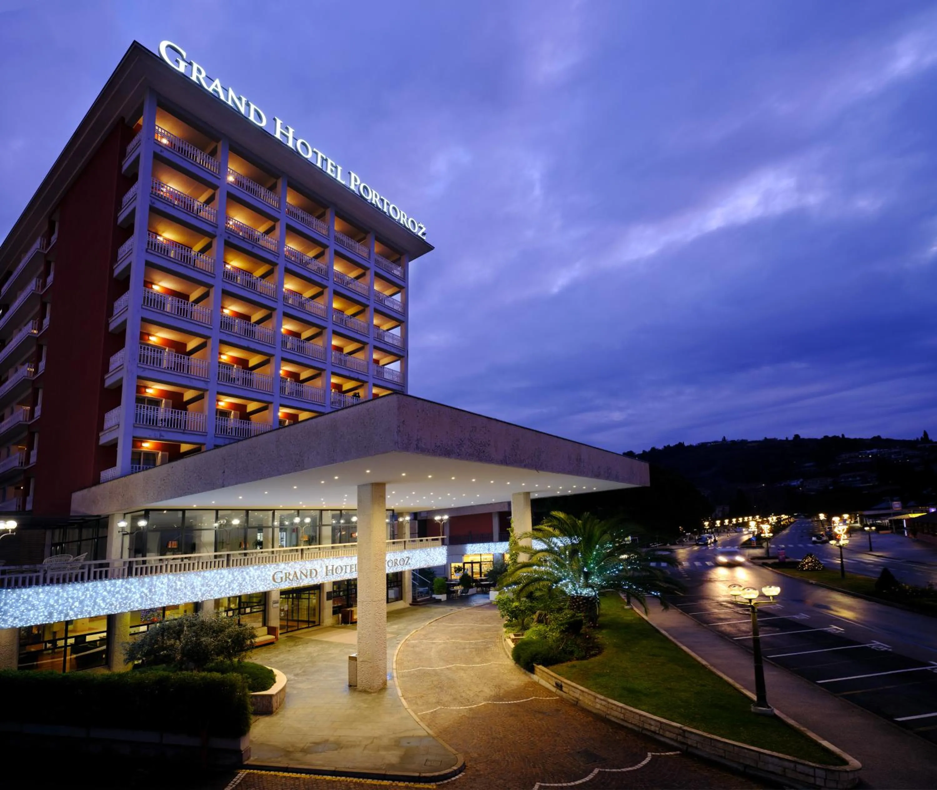 Property building in Grand Hotel Portoroz 4* superior – Terme & Wellness LifeClass