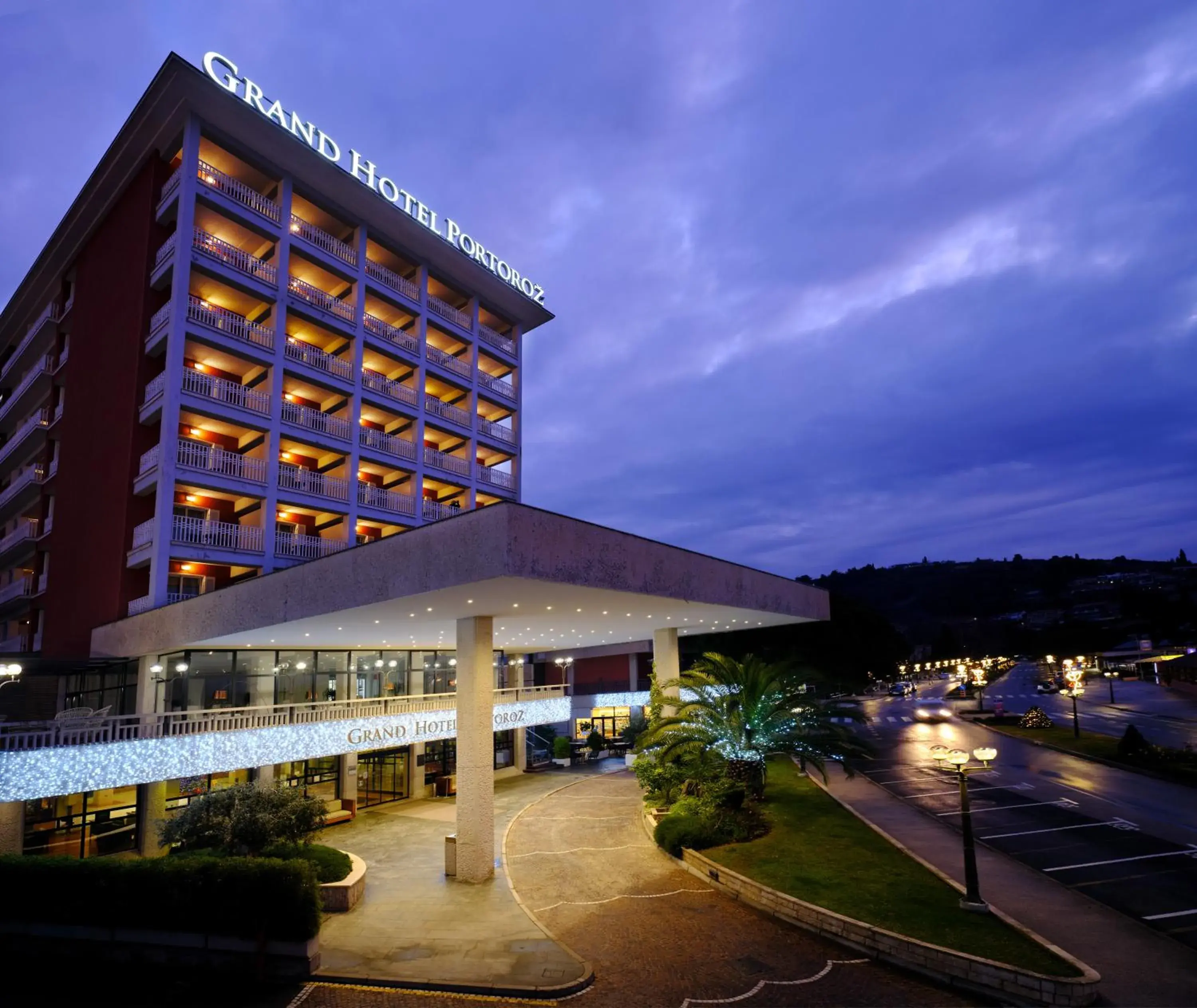 Property building in Grand Hotel Portoroz 4* superior – Terme & Wellness LifeClass Property building in Grand Hotel Portoroz 4* superior – Terme & Wellness LifeClass