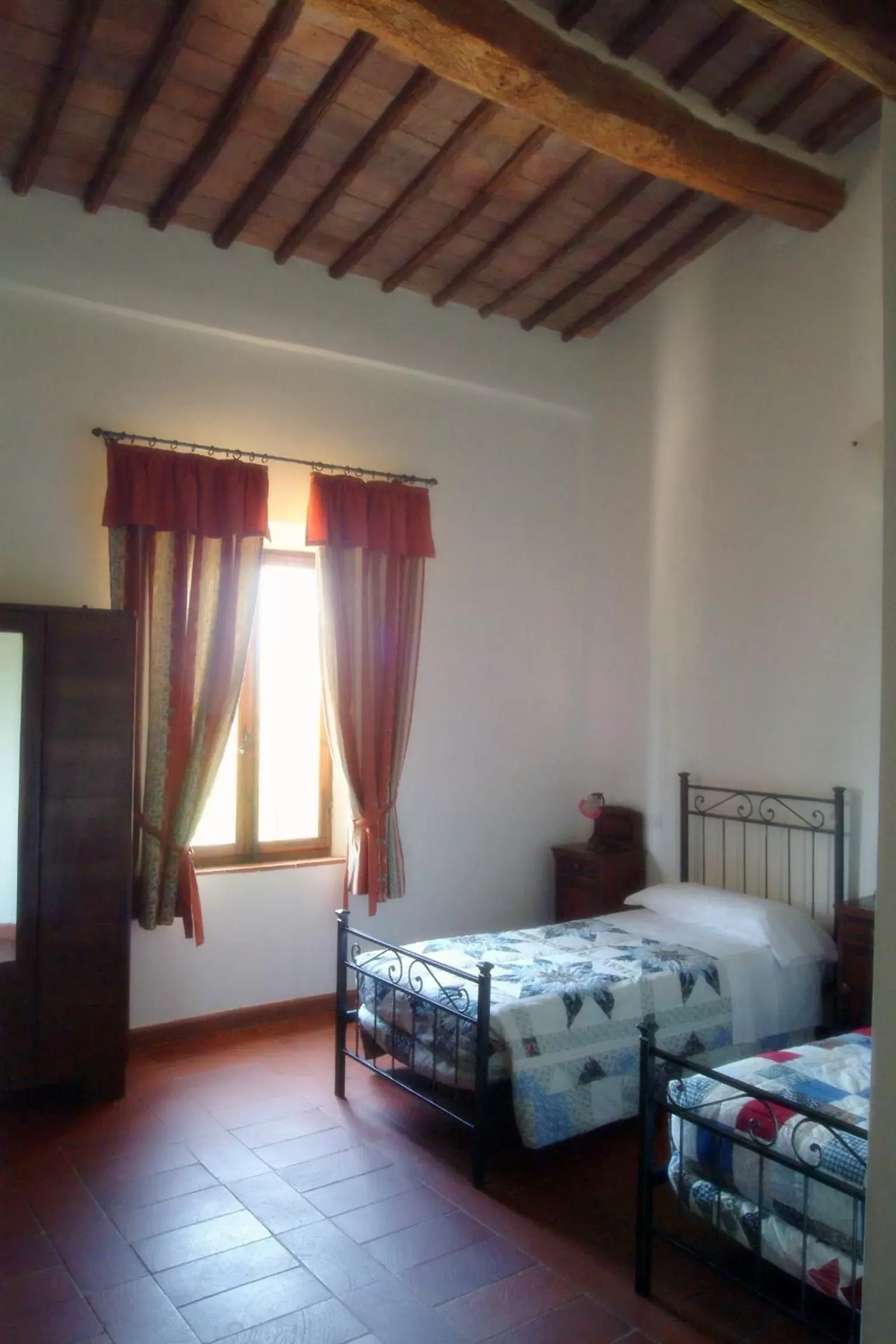 Photo of the whole room, Bed in Il Canto del Sole