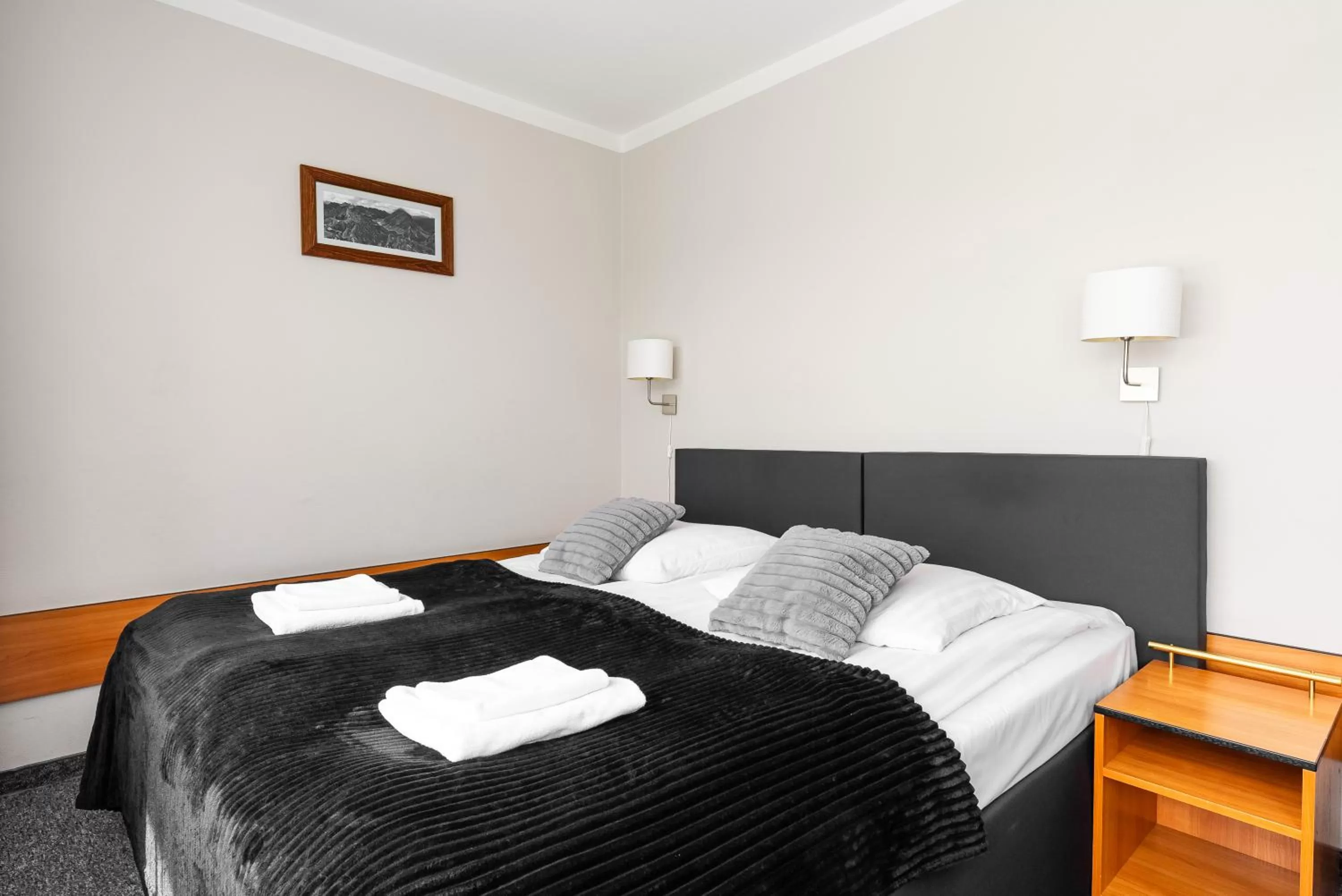 Bedroom, Bed in Hotel Helios 300m od Krupówek nowy BASEN od 12 lipca