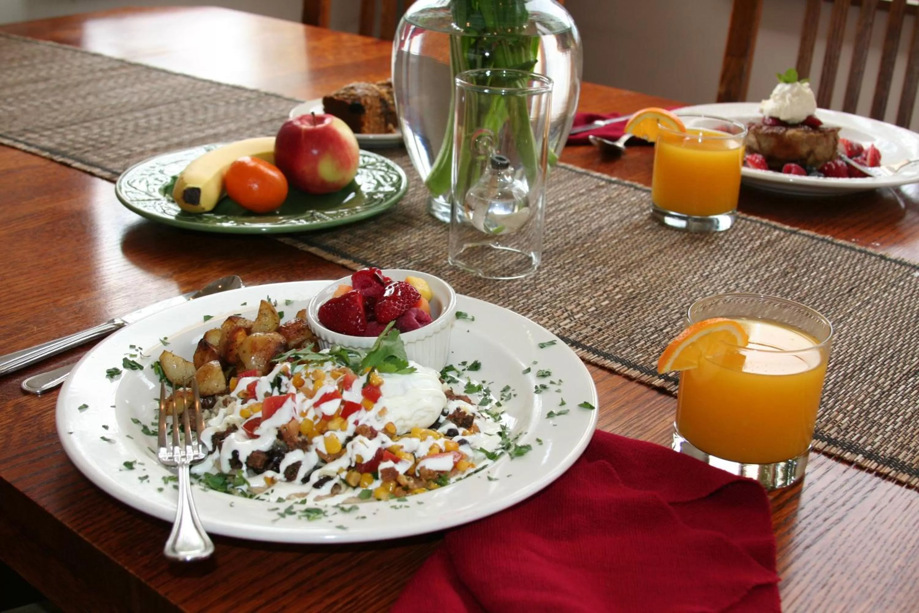 Restaurant/places to eat in Brewery Gulch Inn & Spa