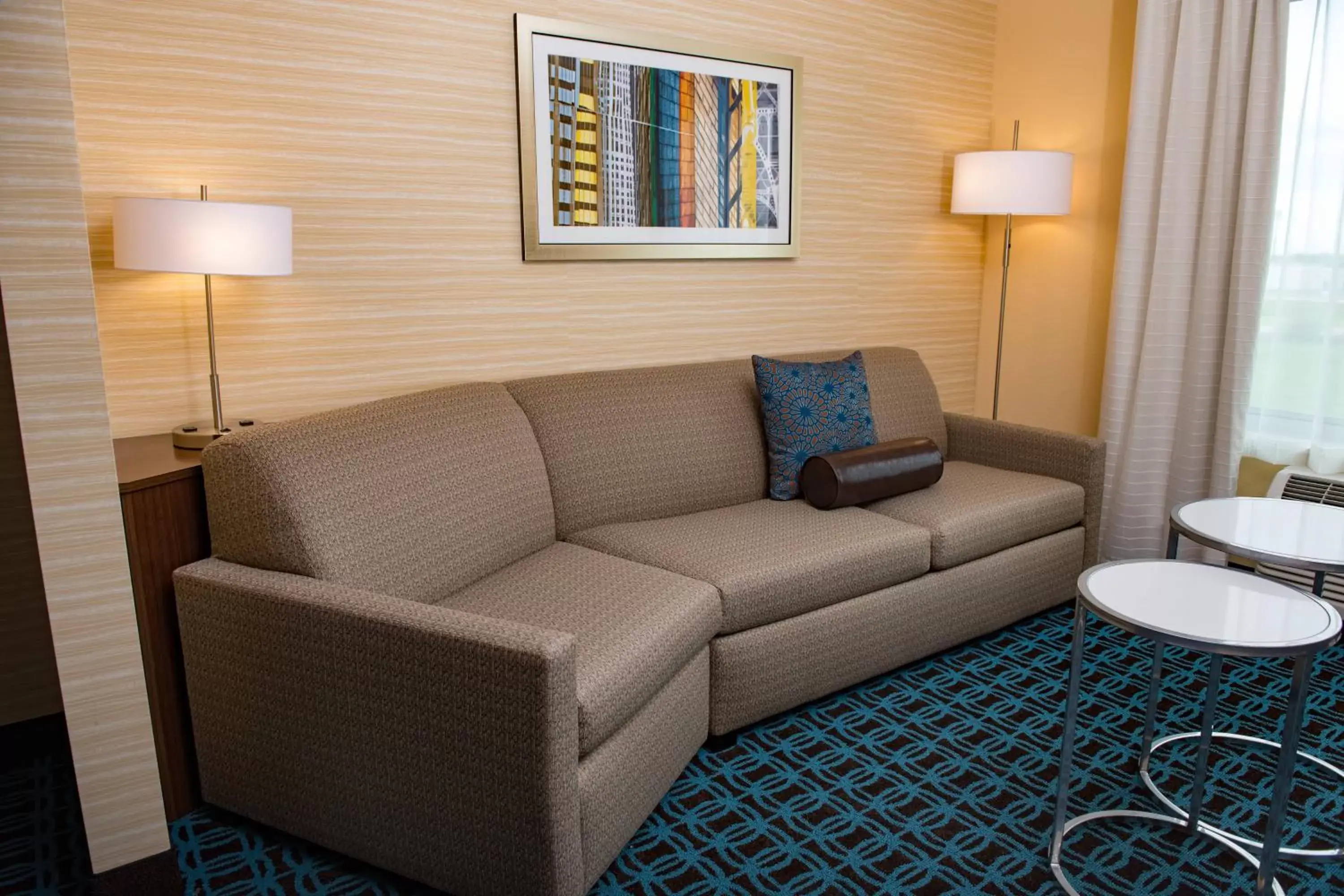Bedroom, Seating Area in Fairfield Inn & Suites by Marriott Anderson
