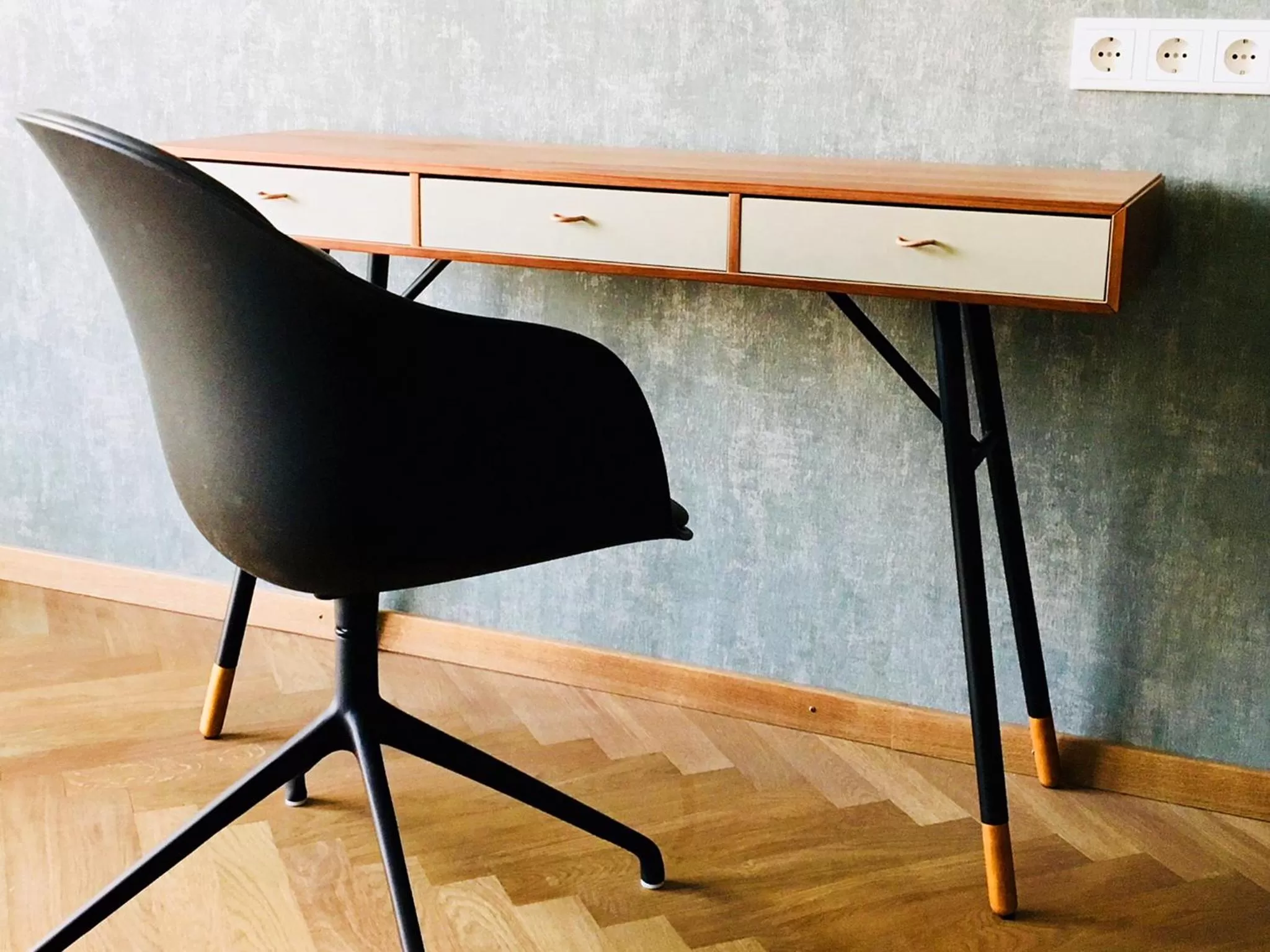 Decorative detail in DD Suites Serviced Apartments