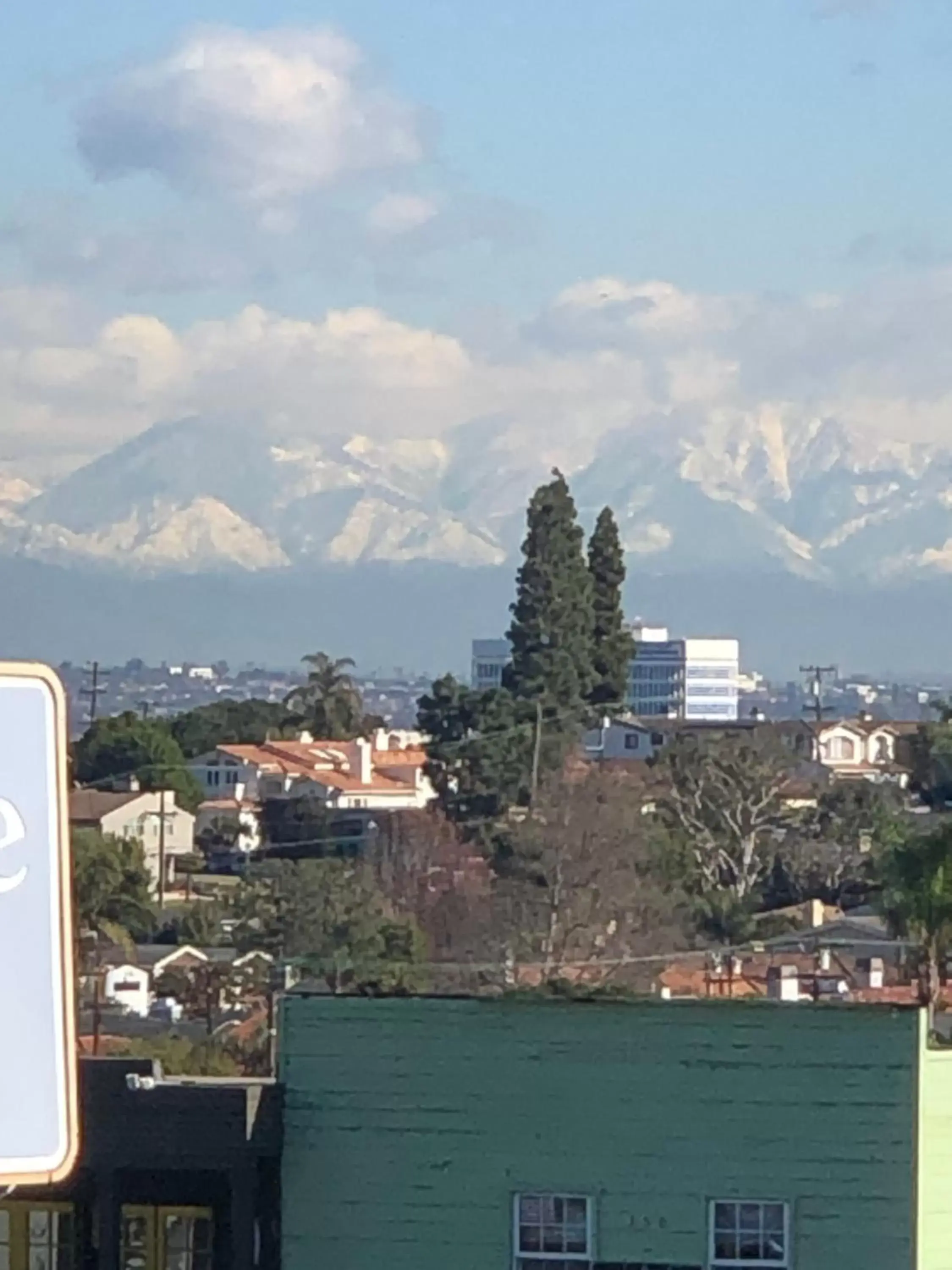 View (from property/room) in Seahorse Inn Manhattan Beach - LAX View (from property/room) in Seahorse Inn Manhattan Beach - LAX
