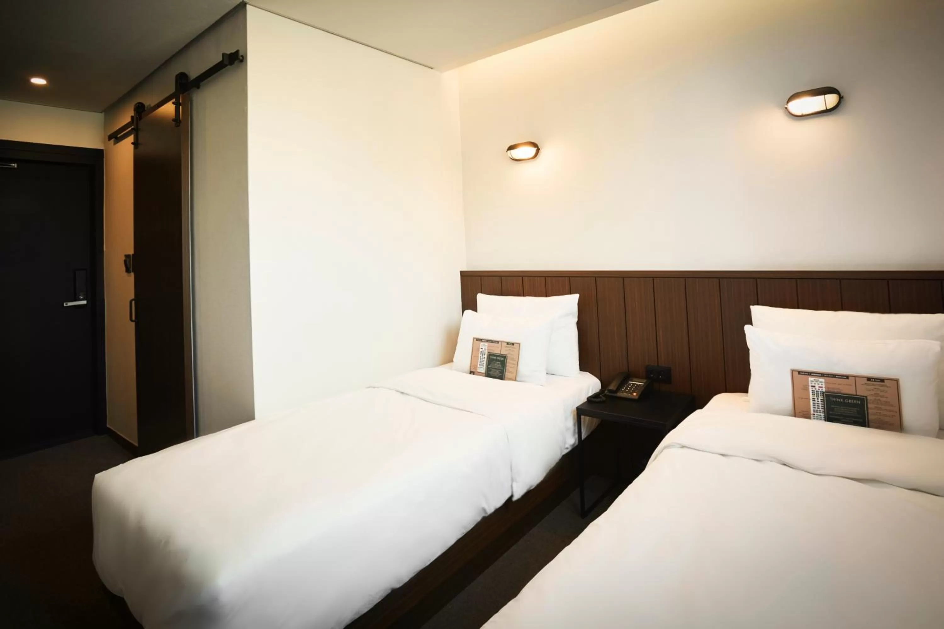 Bed in Hotel Lumia Myeongdong