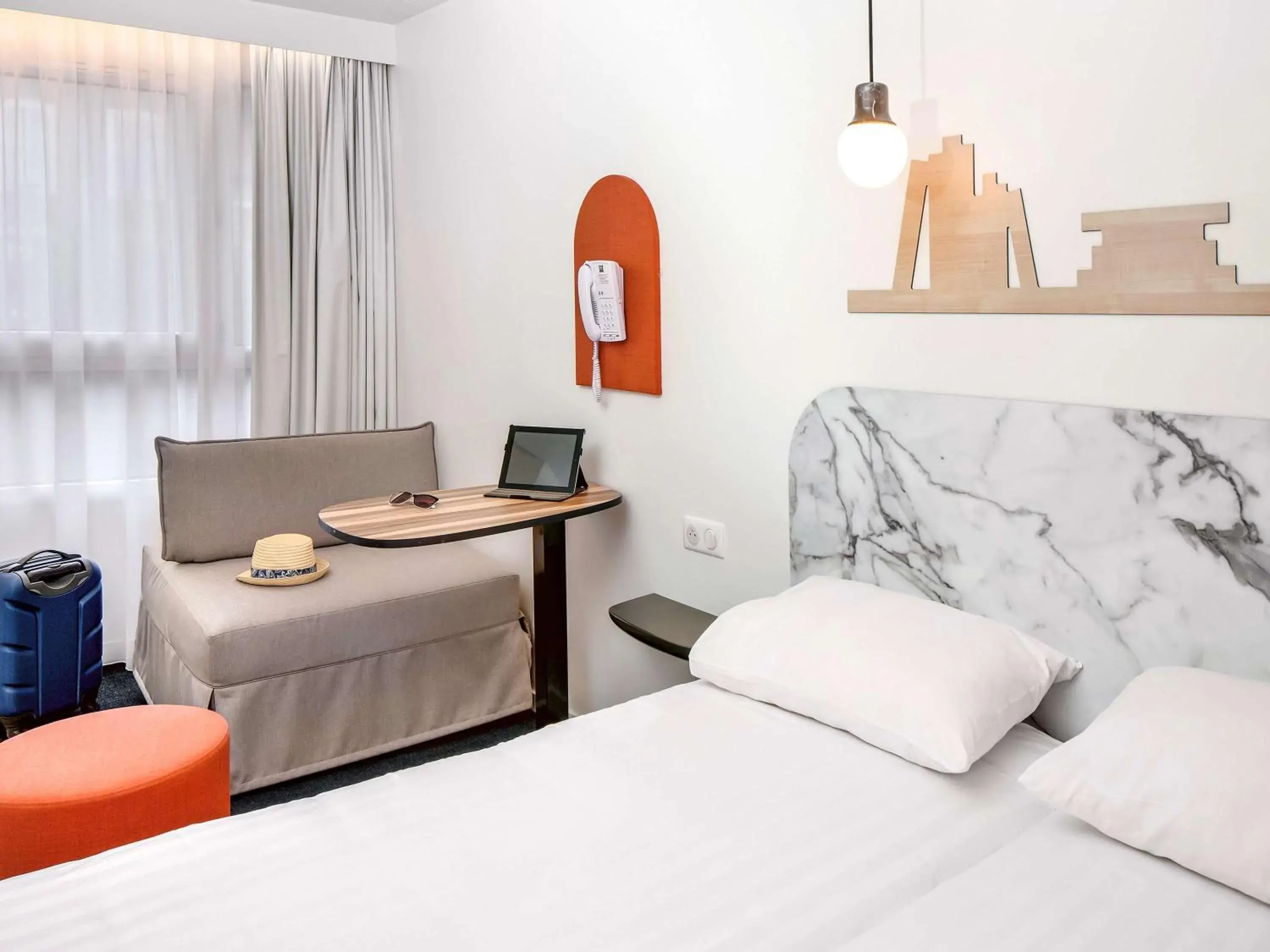 Photo of the whole room, Bed in ibis Styles Vichy Centre