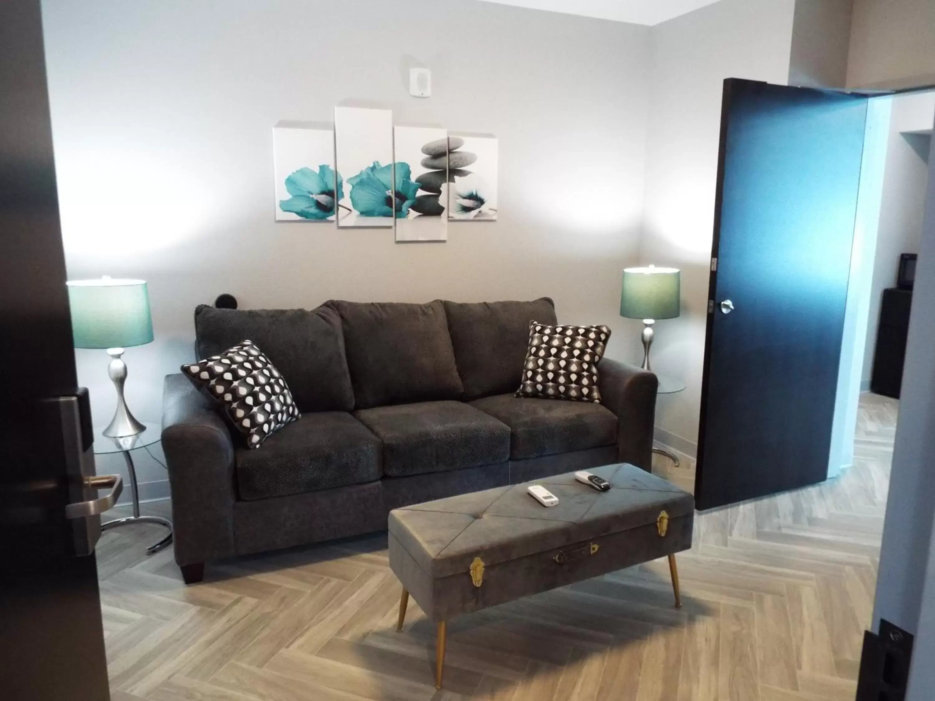 Living room in Athens Central Hotel Living room in Athens Central Hotel