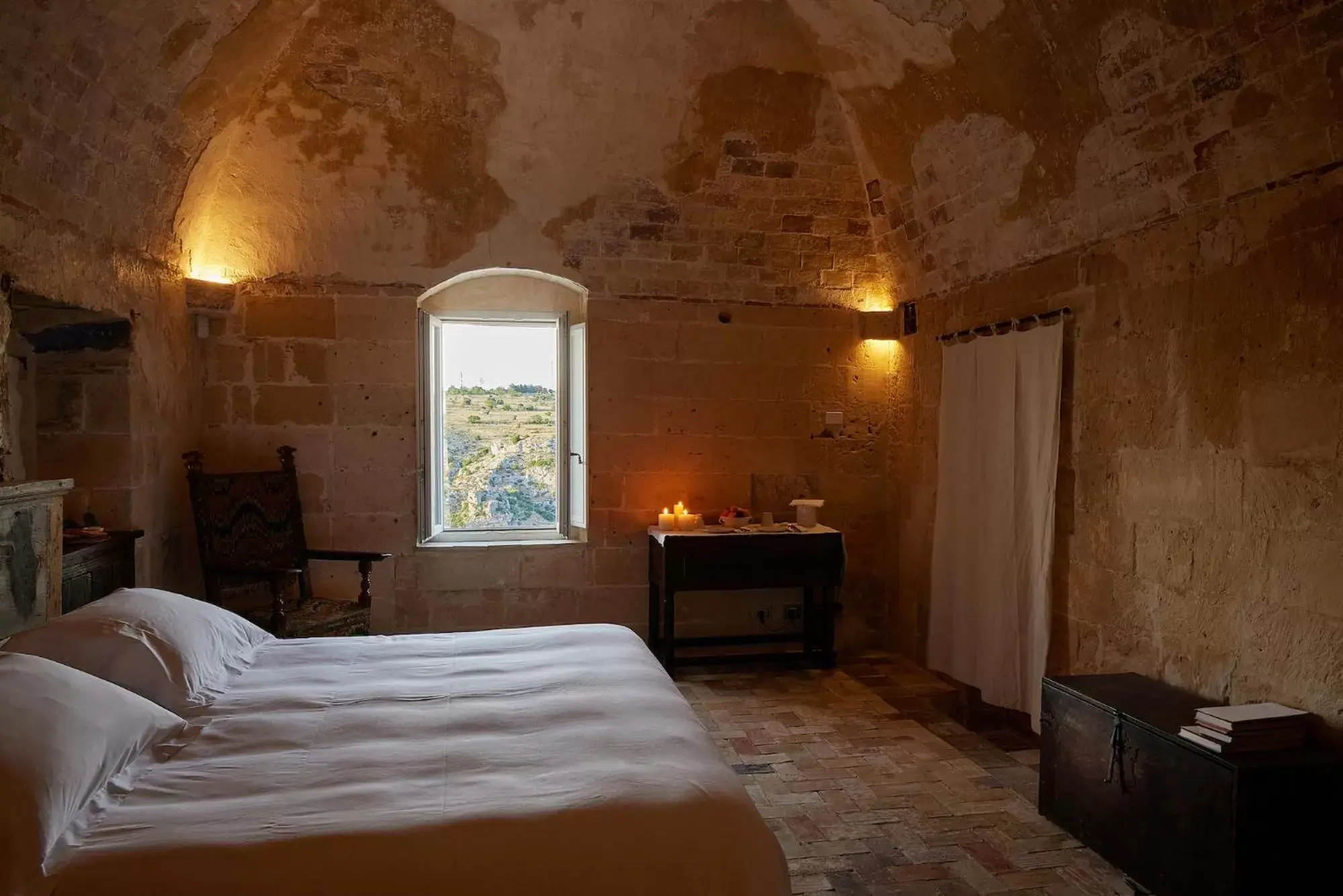 Bedroom, Bed in Sextantio Le Grotte Della Civita