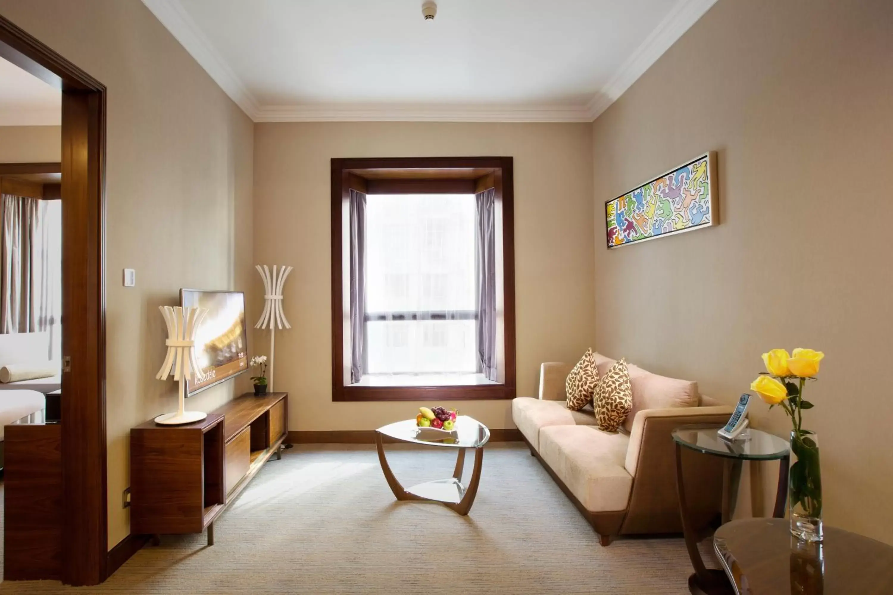 Living room, Seating Area in Rosedale Hotel Hong Kong