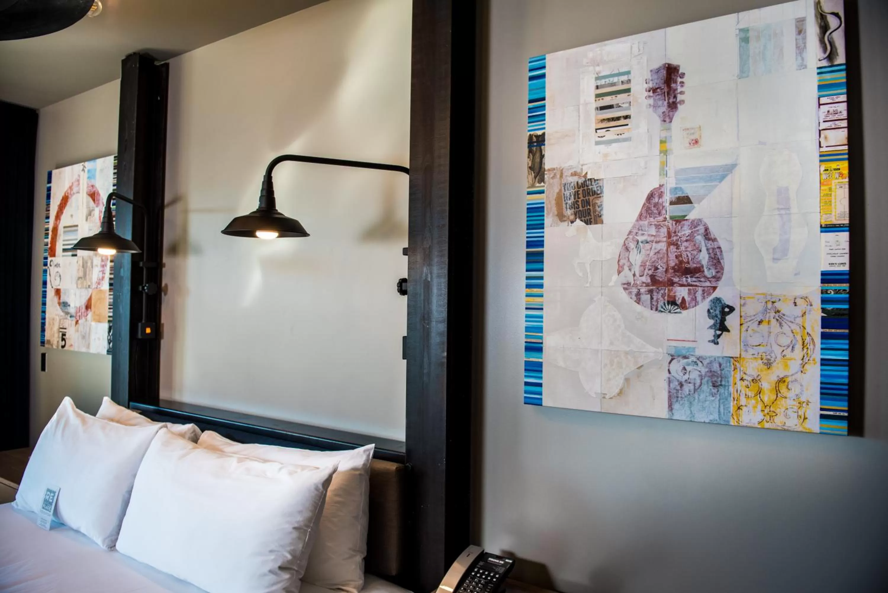 Bedroom, Bed in Found Re Phoenix