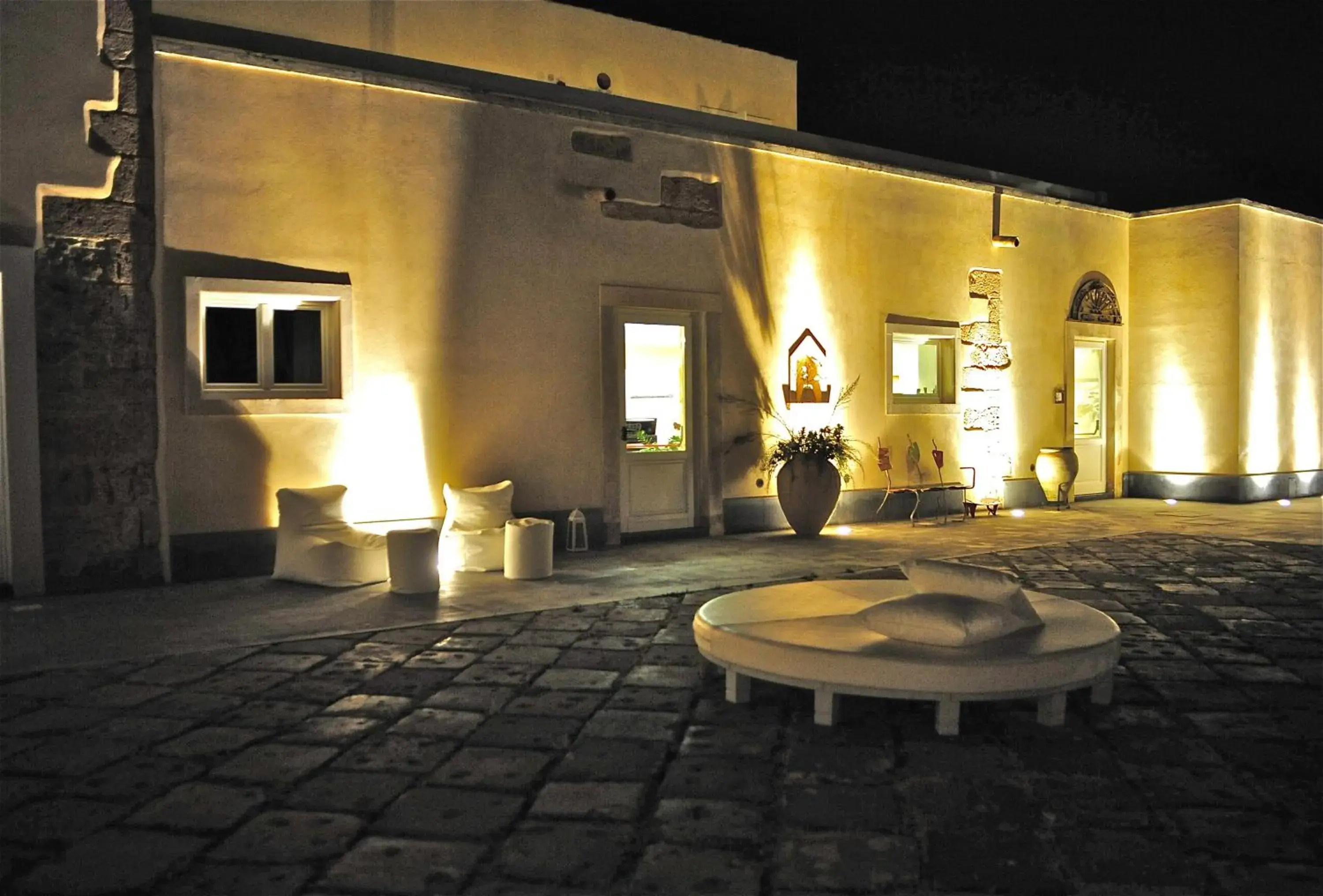 Facade/entrance in Hotel Borgo Pantano