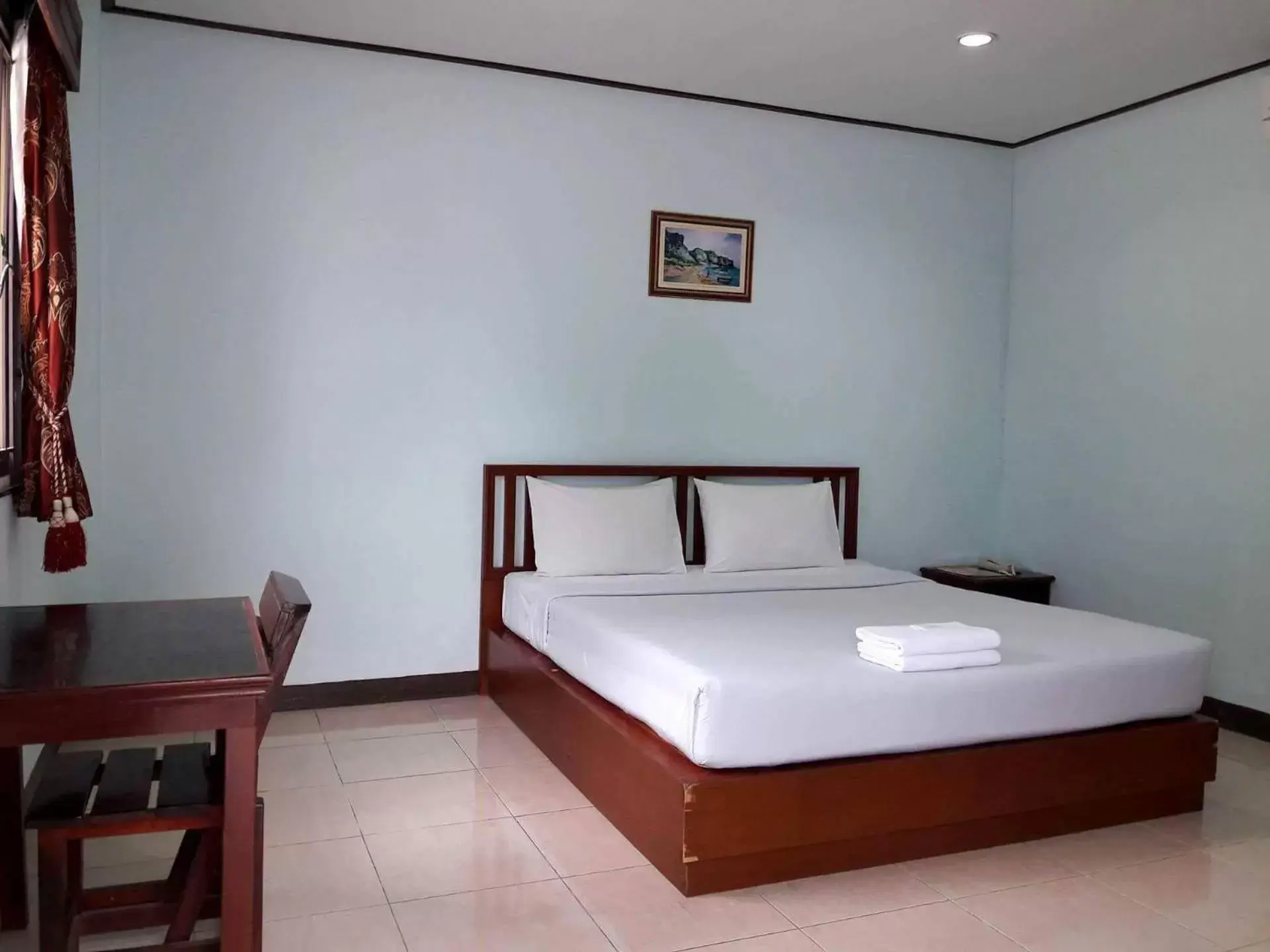 Double Room with Garden View in โรงแรมฟ้าพราวฝน Fah Proud Fon Hotel Double Room with Garden View in โรงแรมฟ้าพราวฝน Fah Proud Fon Hotel