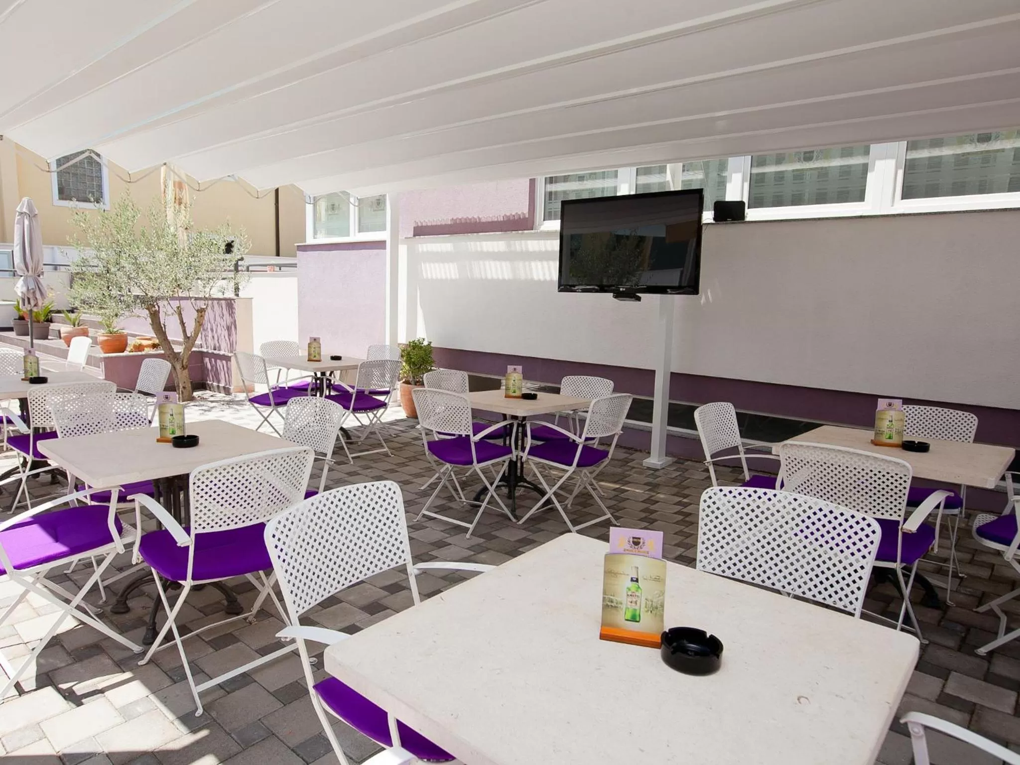 Restaurant/places to eat in Hotel ZaDar