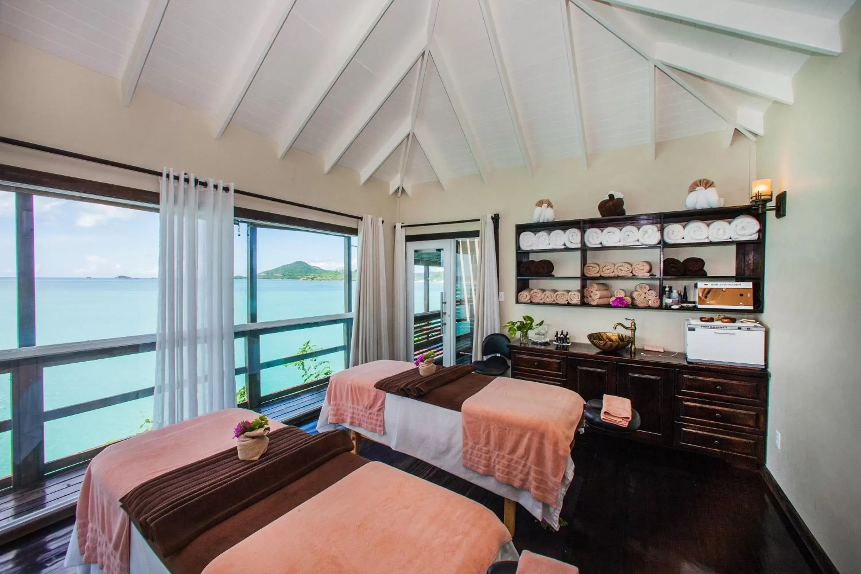 Property building, Bed in COCOS Hotel Antigua - All Inclusive - Adults Only Property building, Bed in COCOS Hotel Antigua - All Inclusive - Adults Only