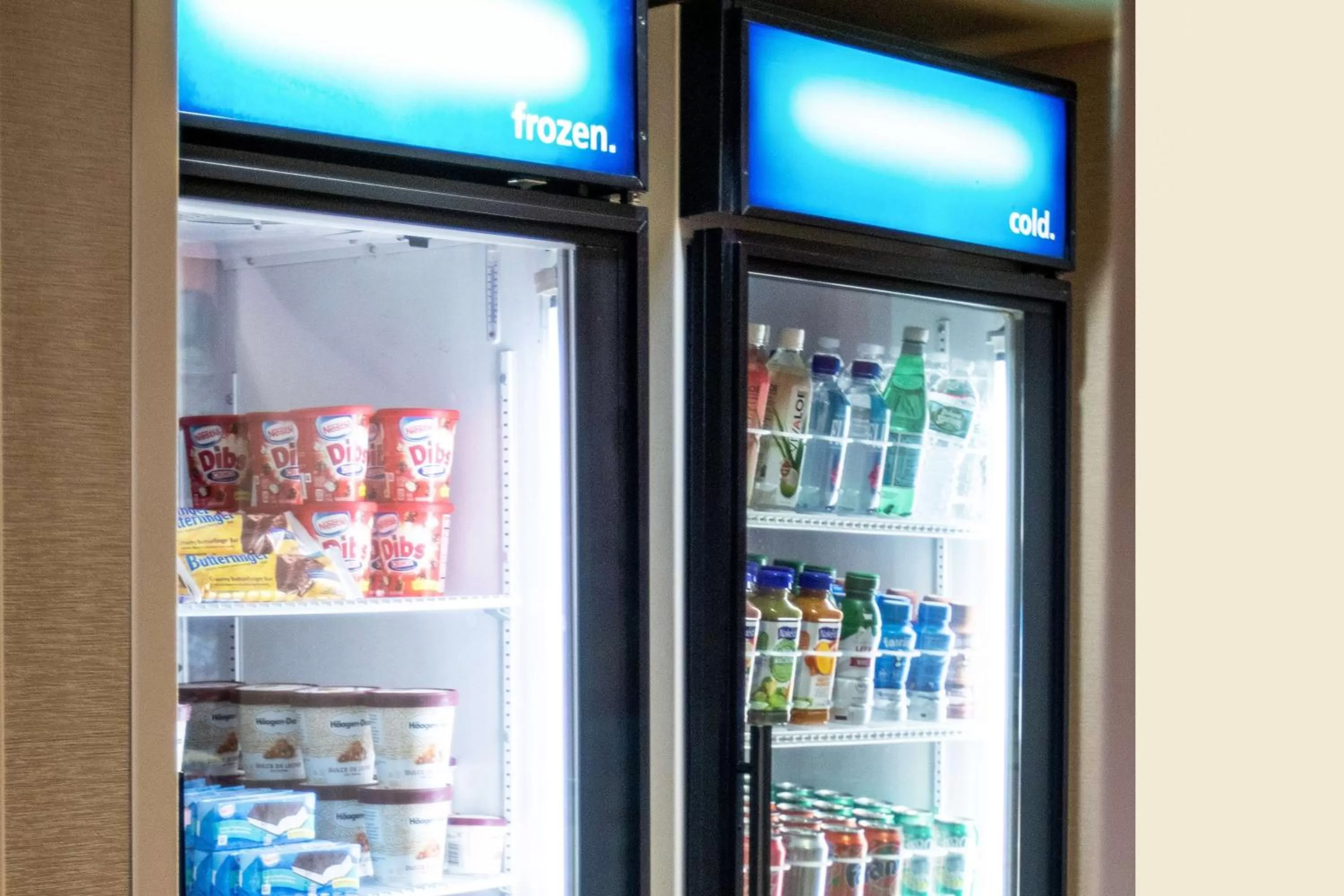 Restaurant/places to eat in Hampton Inn Gloucester