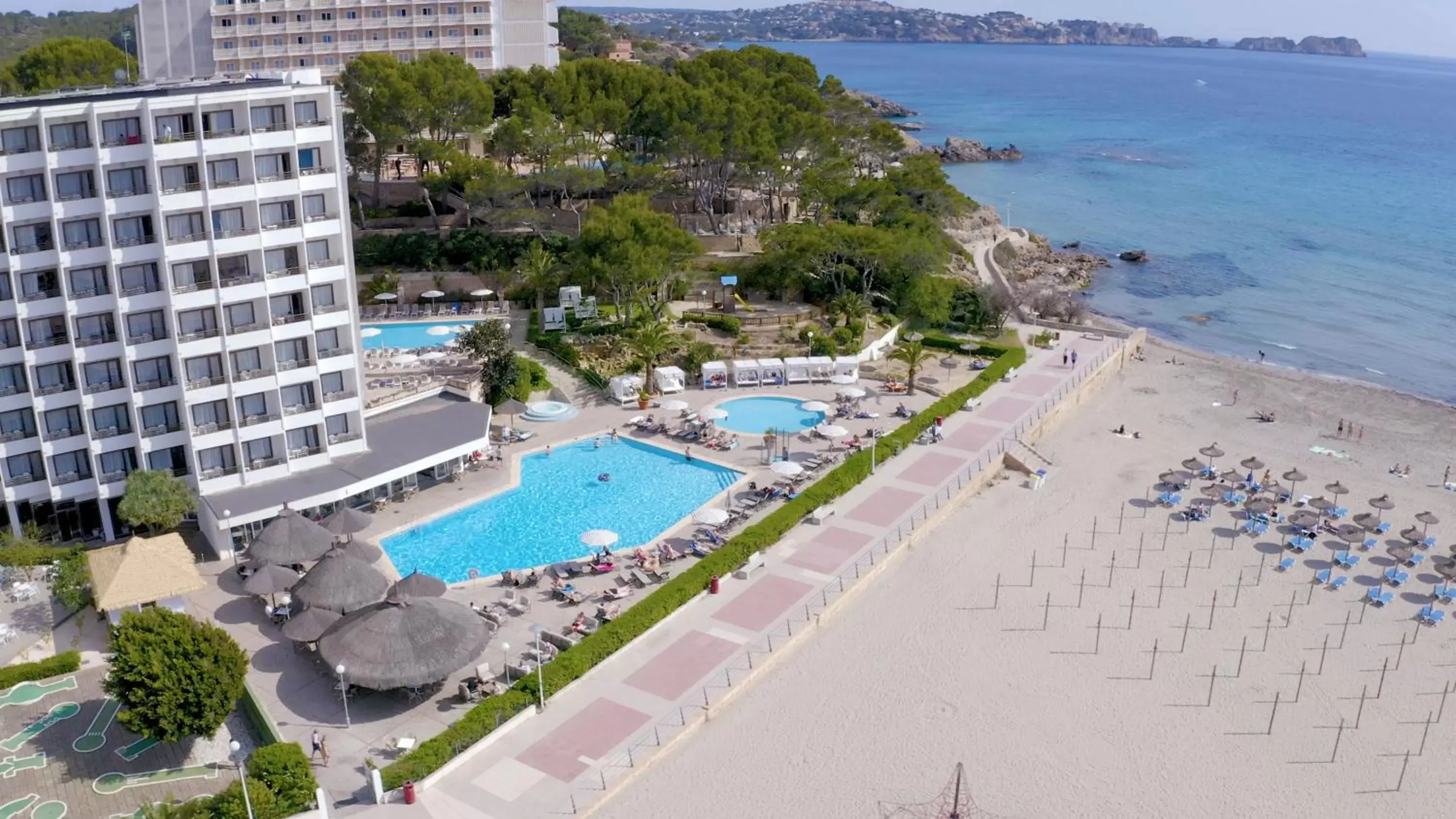 Sea view, Bird's-eye View in Hotel Vibra Beverly Playa