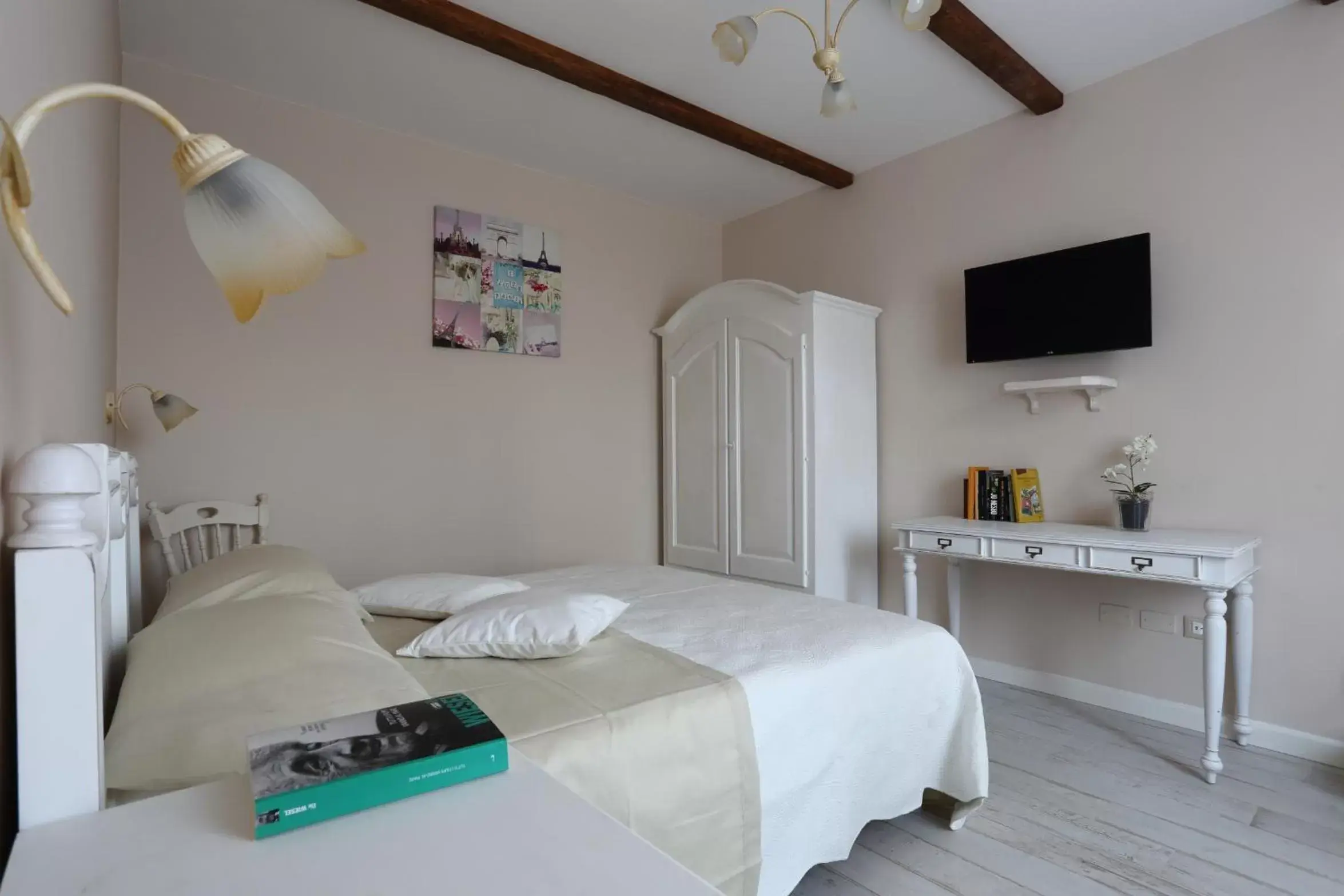 TV and multimedia, Bed in Ambrosio Relais